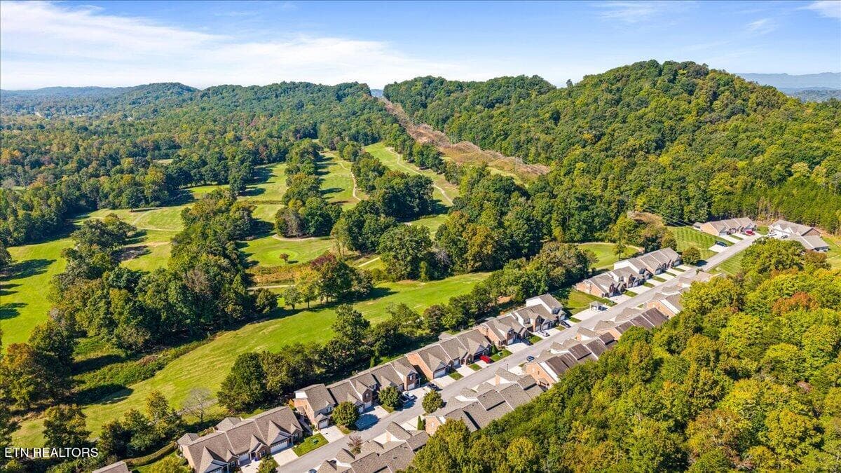 05-7037 La Christa Way - 7037 La Christa Way, Knoxville, TN 37921