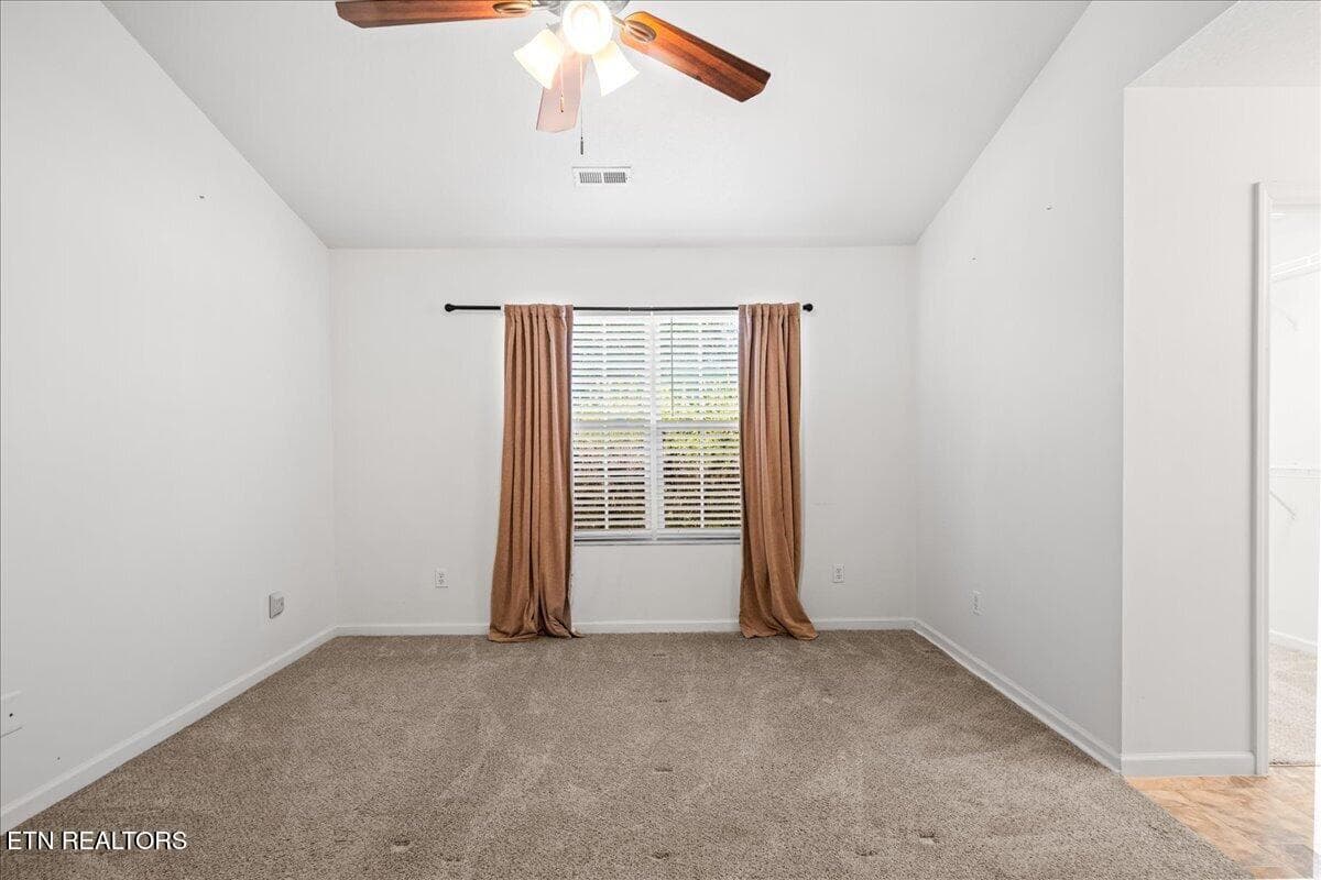 35-7037 La Christa Way - 7037 La Christa Way, Knoxville, TN 37921