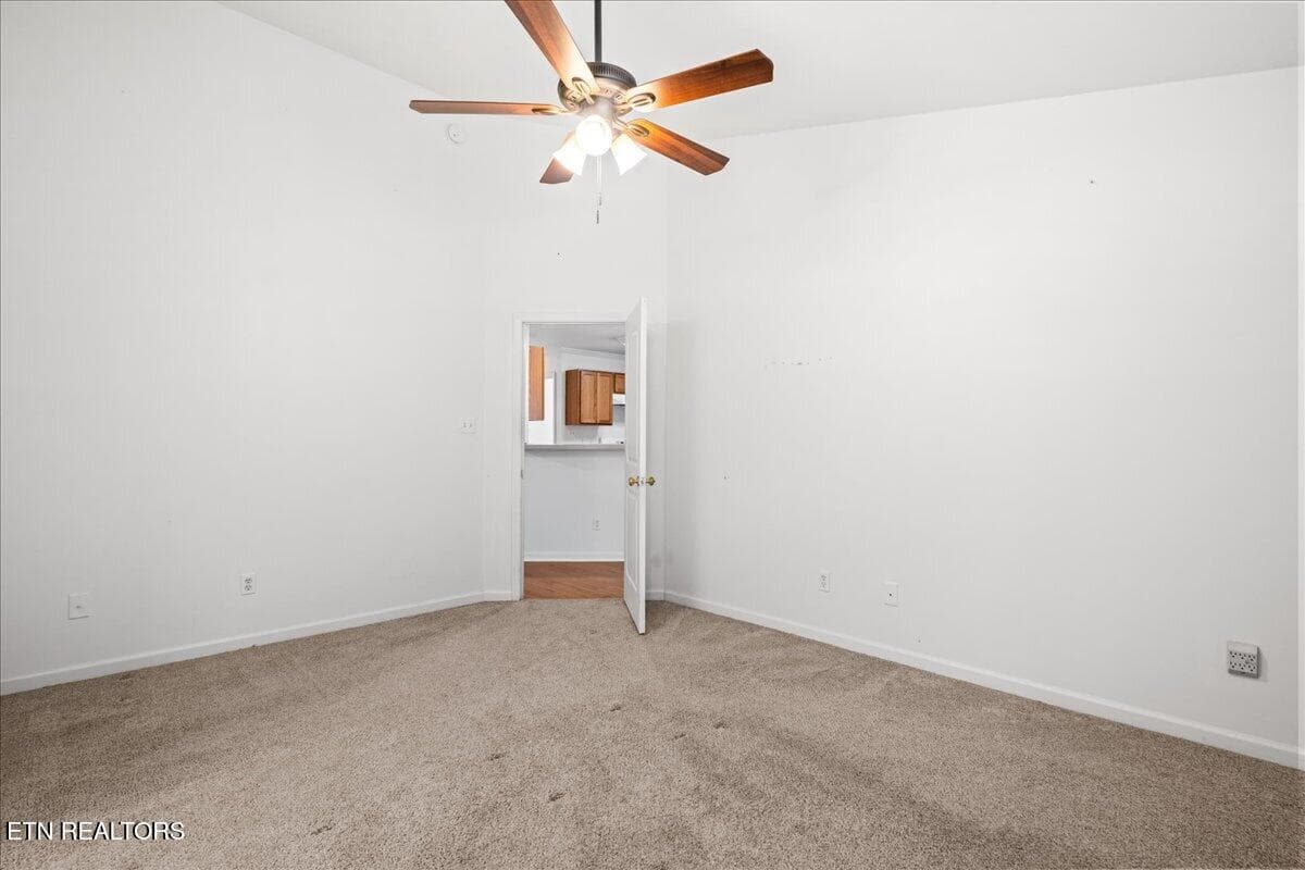 36-7037 La Christa Way - 7037 La Christa Way, Knoxville, TN 37921