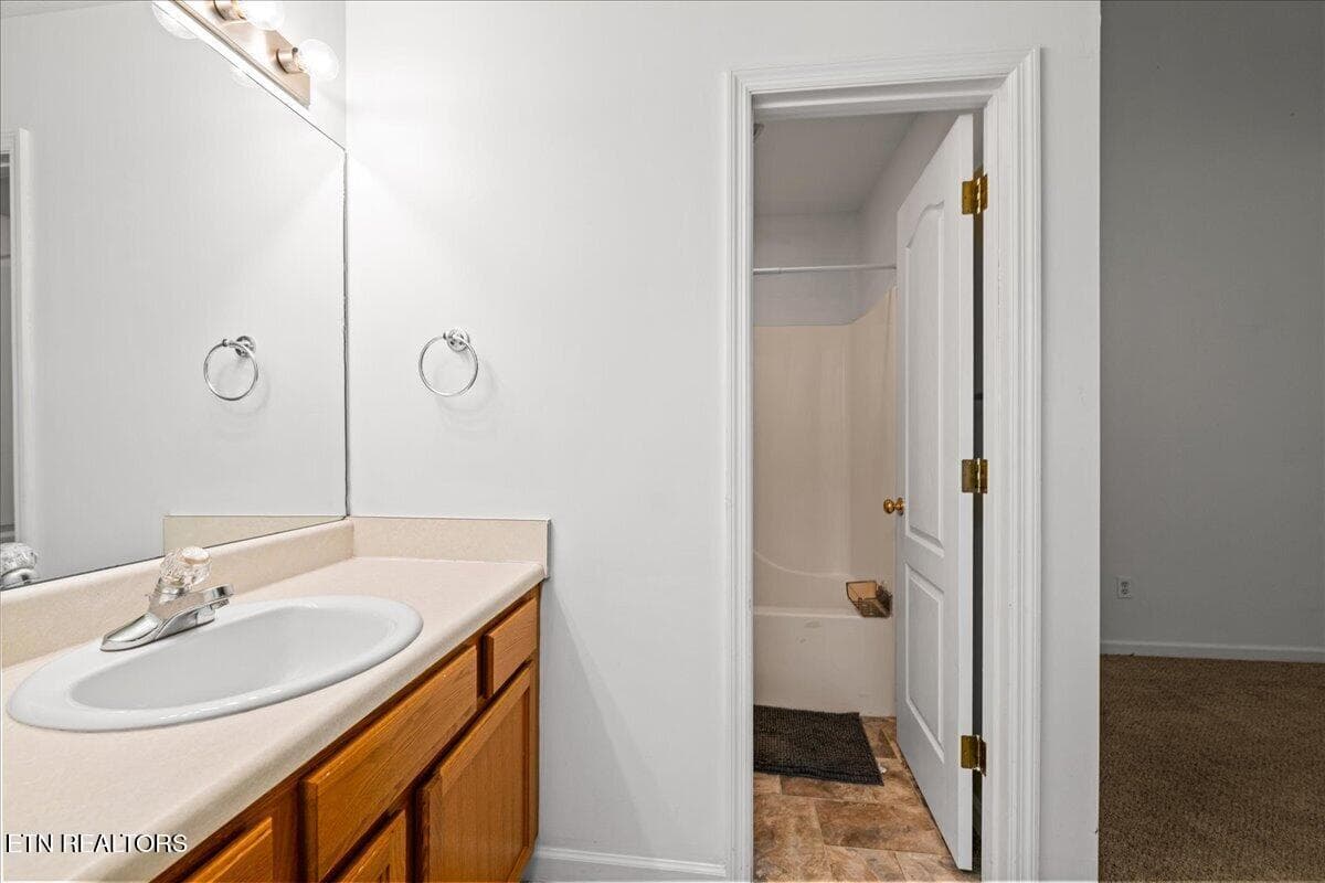 40-7037 La Christa Way - 7037 La Christa Way, Knoxville, TN 37921