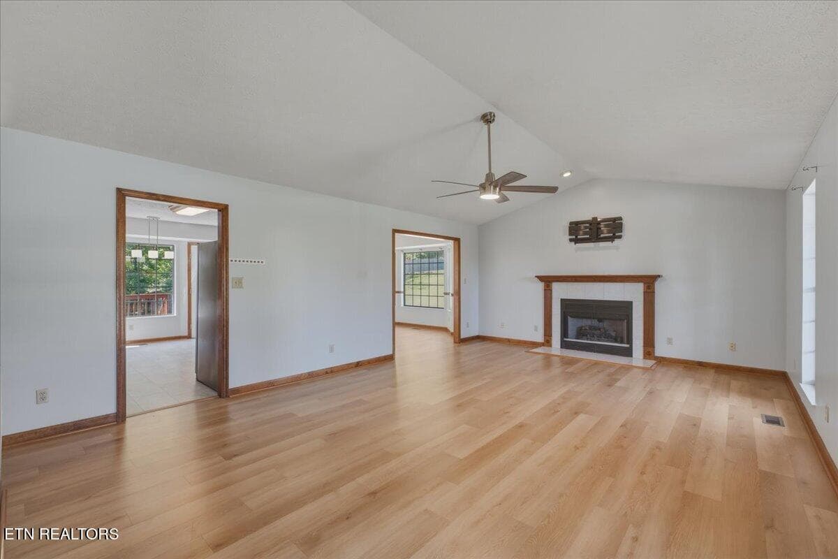 03-Living Room - 9229 Hollander Lane, Knoxville, TN 37931, Knoxville