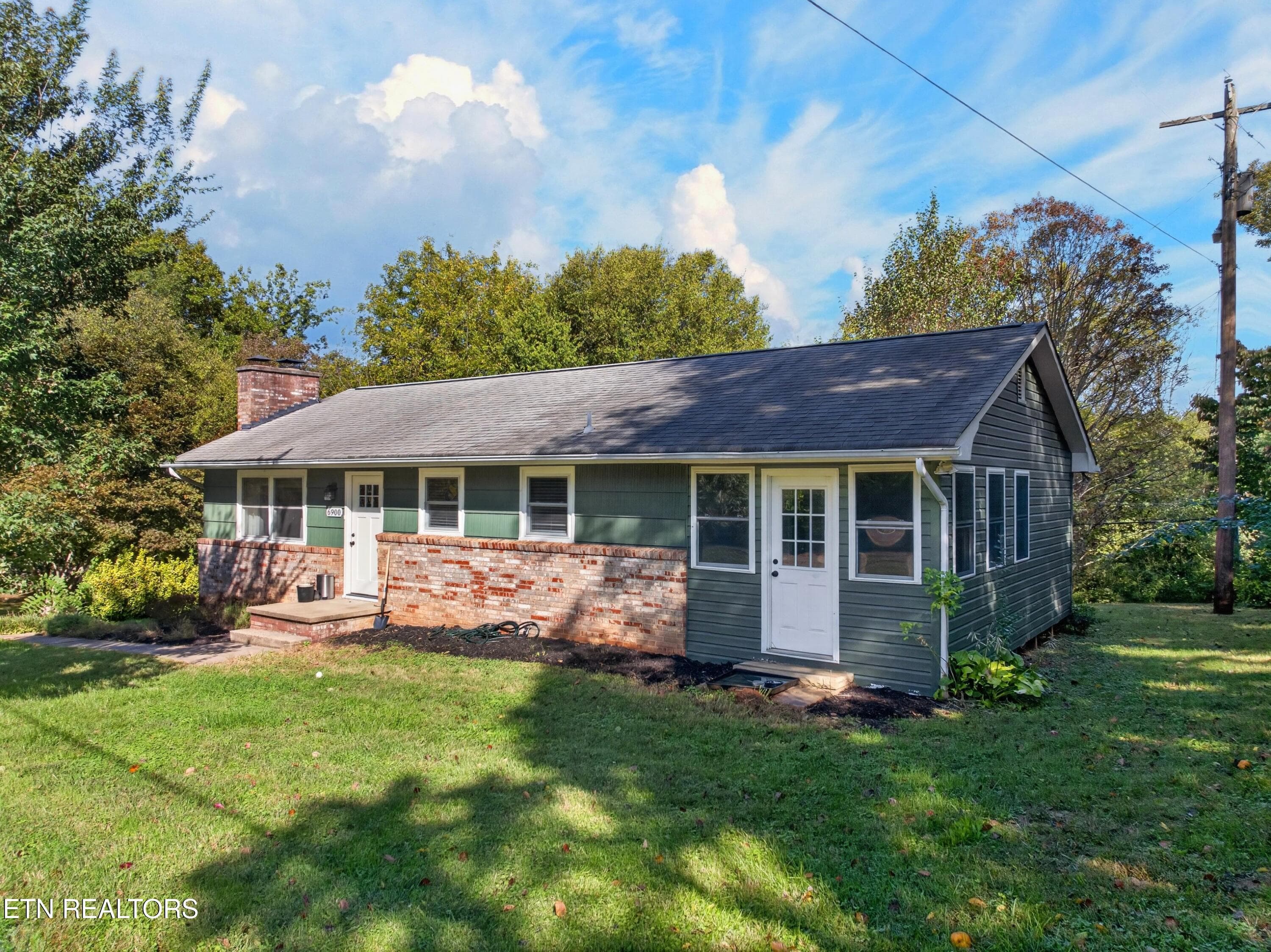 003-6900SeviervillePike-Knoxville-TN-379 - 6900 Sevierville Pike, Knoxville, TN 37920, Knoxville