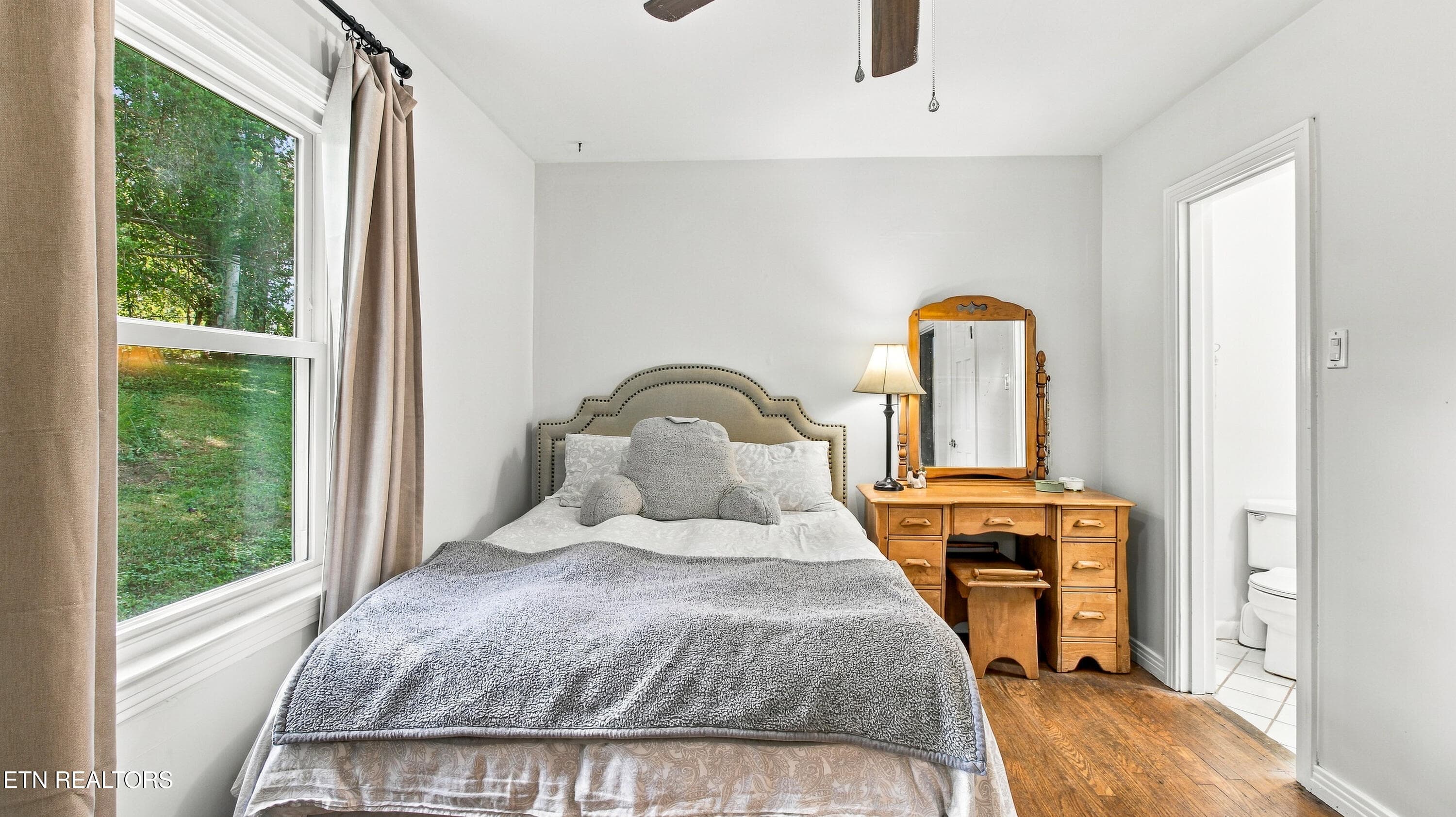 Bedroom 1 - 5801 Holston Hills Rd, Knoxville, TN 37914, Knoxville