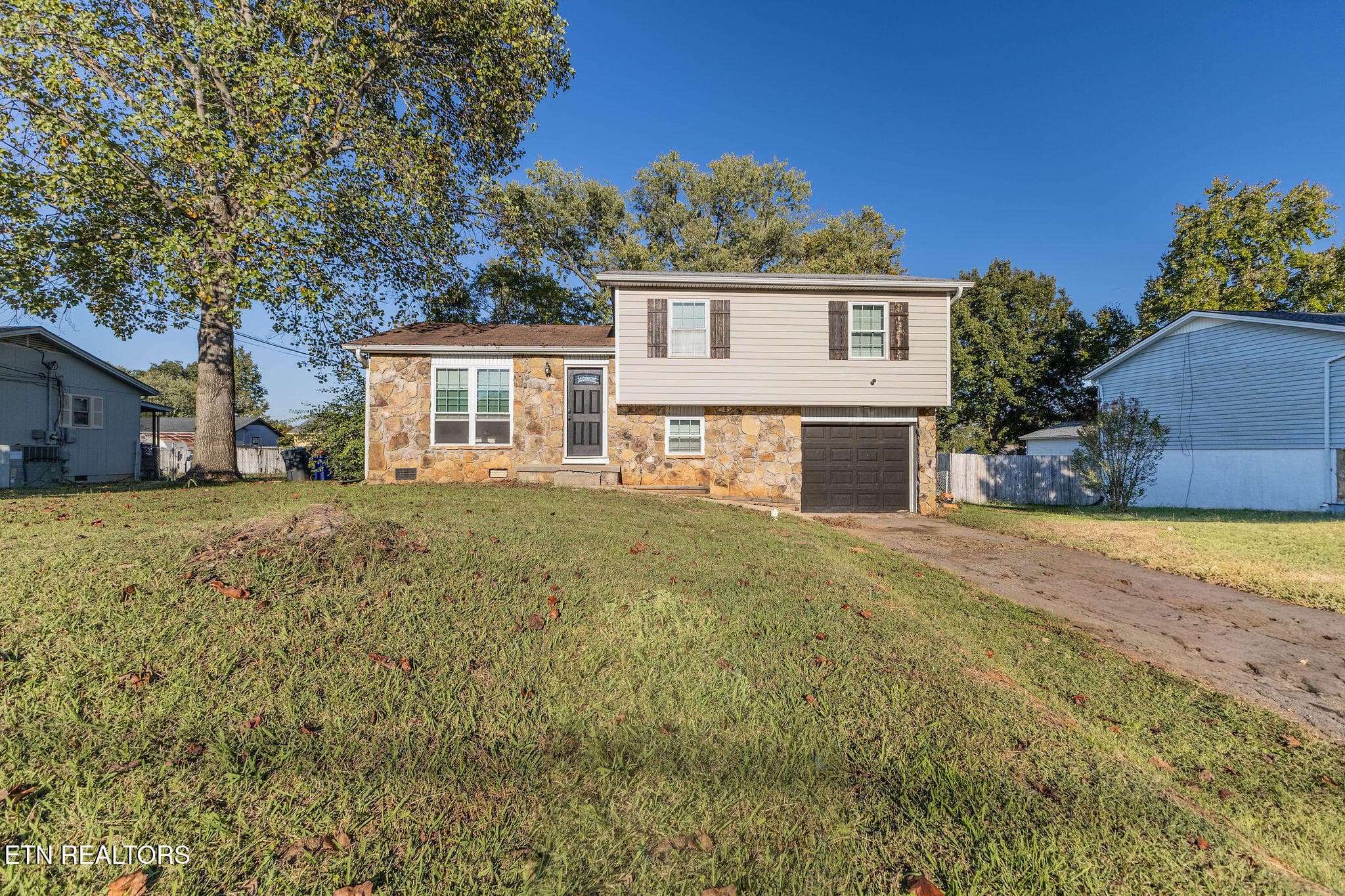 Front view - 5720 Montina Rd, Knoxville, TN 37912, Knoxville