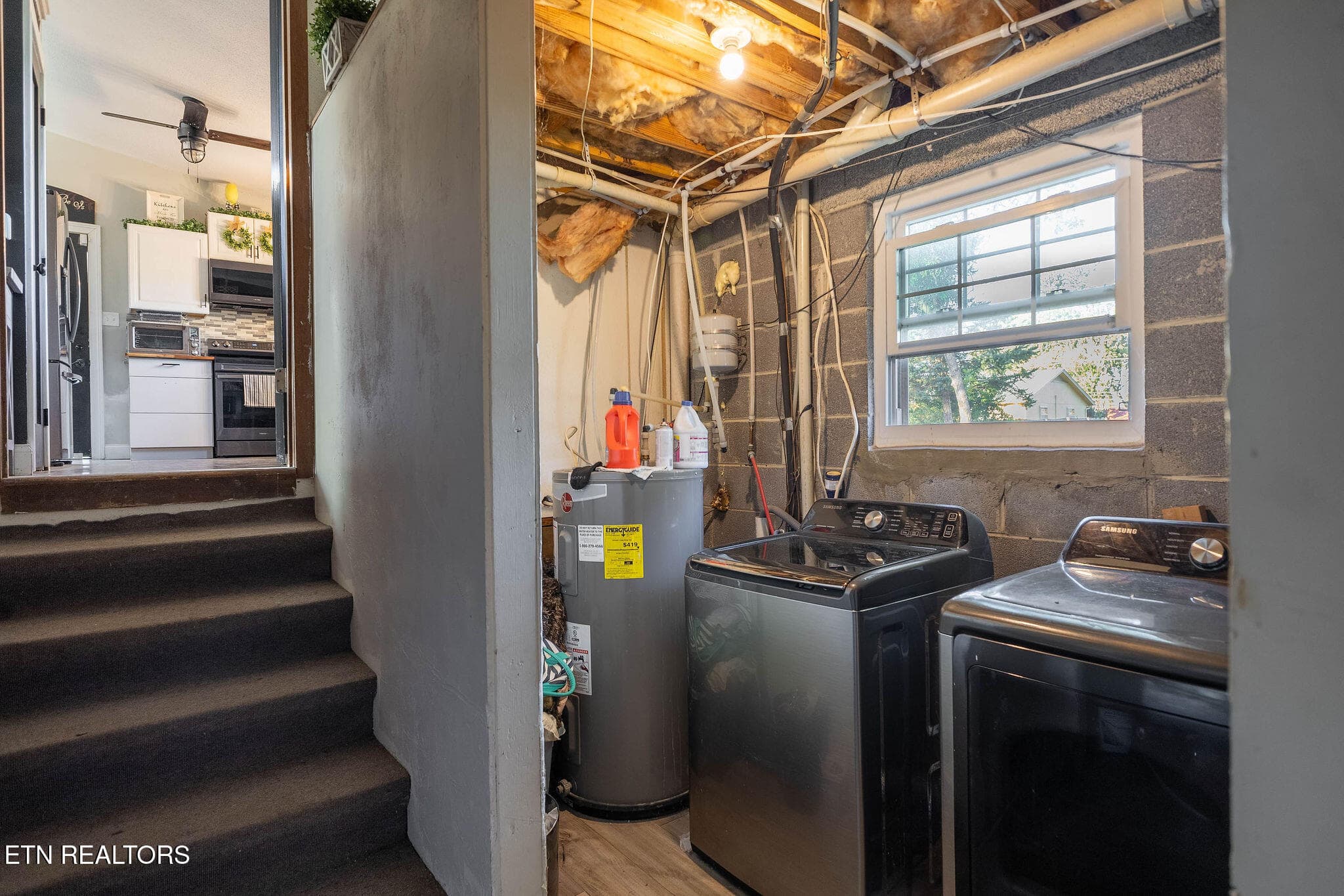 Laundry Room - 5720 Montina Rd, Knoxville, TN 37912, Knoxville