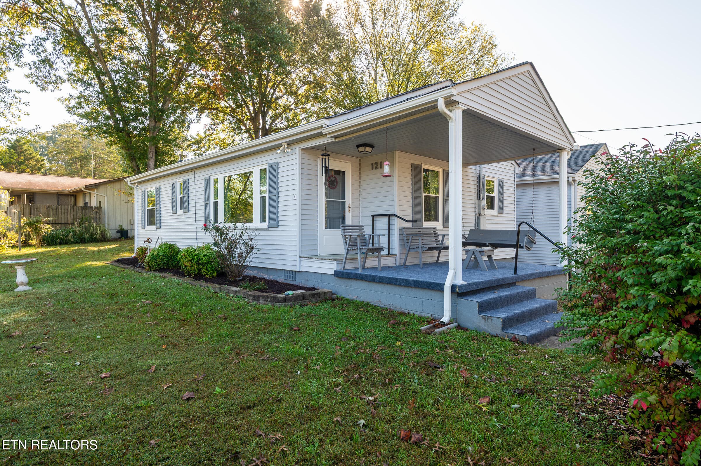 Beautiful home - 121 Midway Drive, Oliver Springs, TN 37840, Oliver Springs
