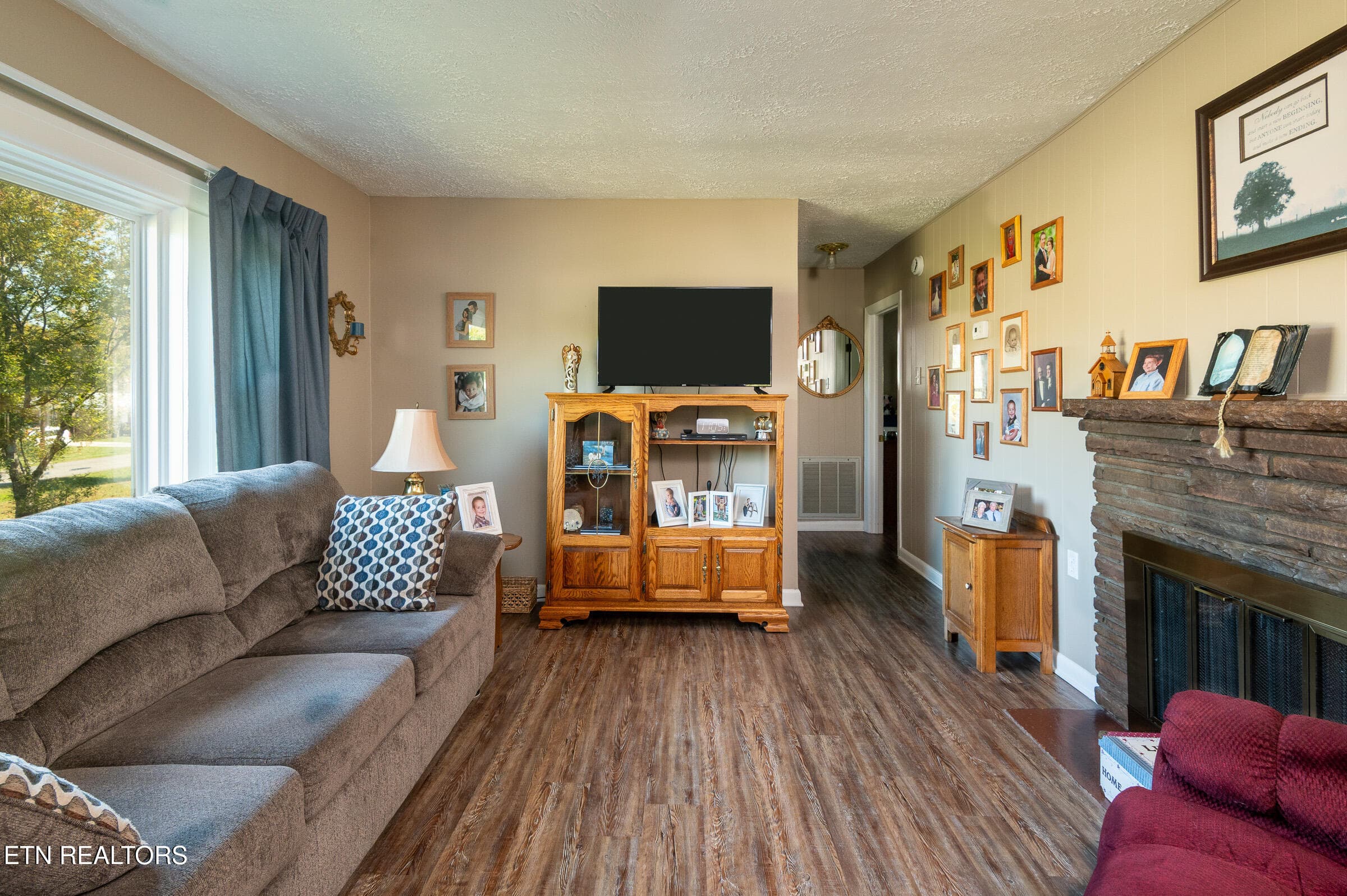 LR - 121 Midway Drive, Oliver Springs, TN 37840, Oliver Springs