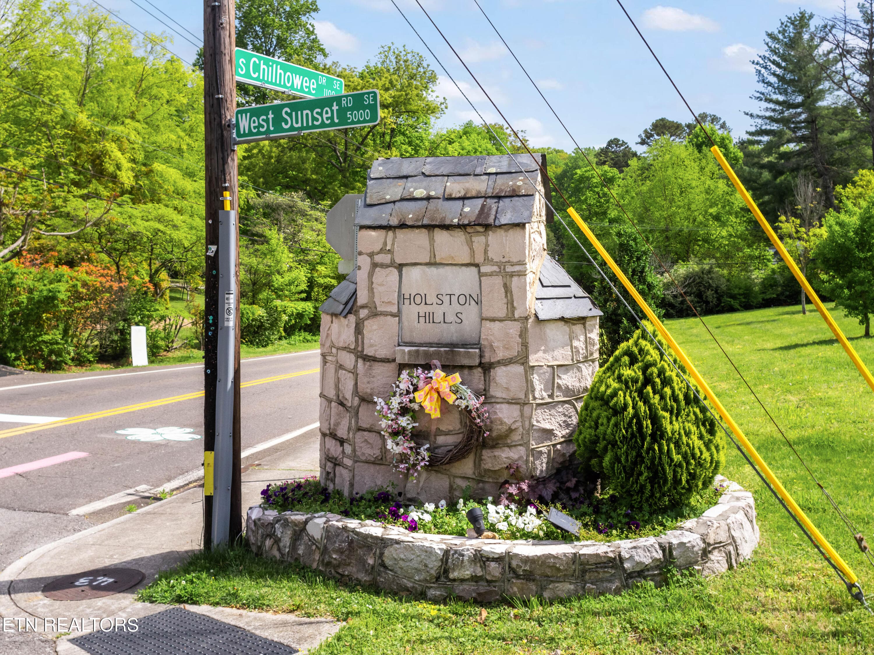 Holston Hills - 5801 Holston Hills Rd, Knoxville, TN 37914, Knoxville
