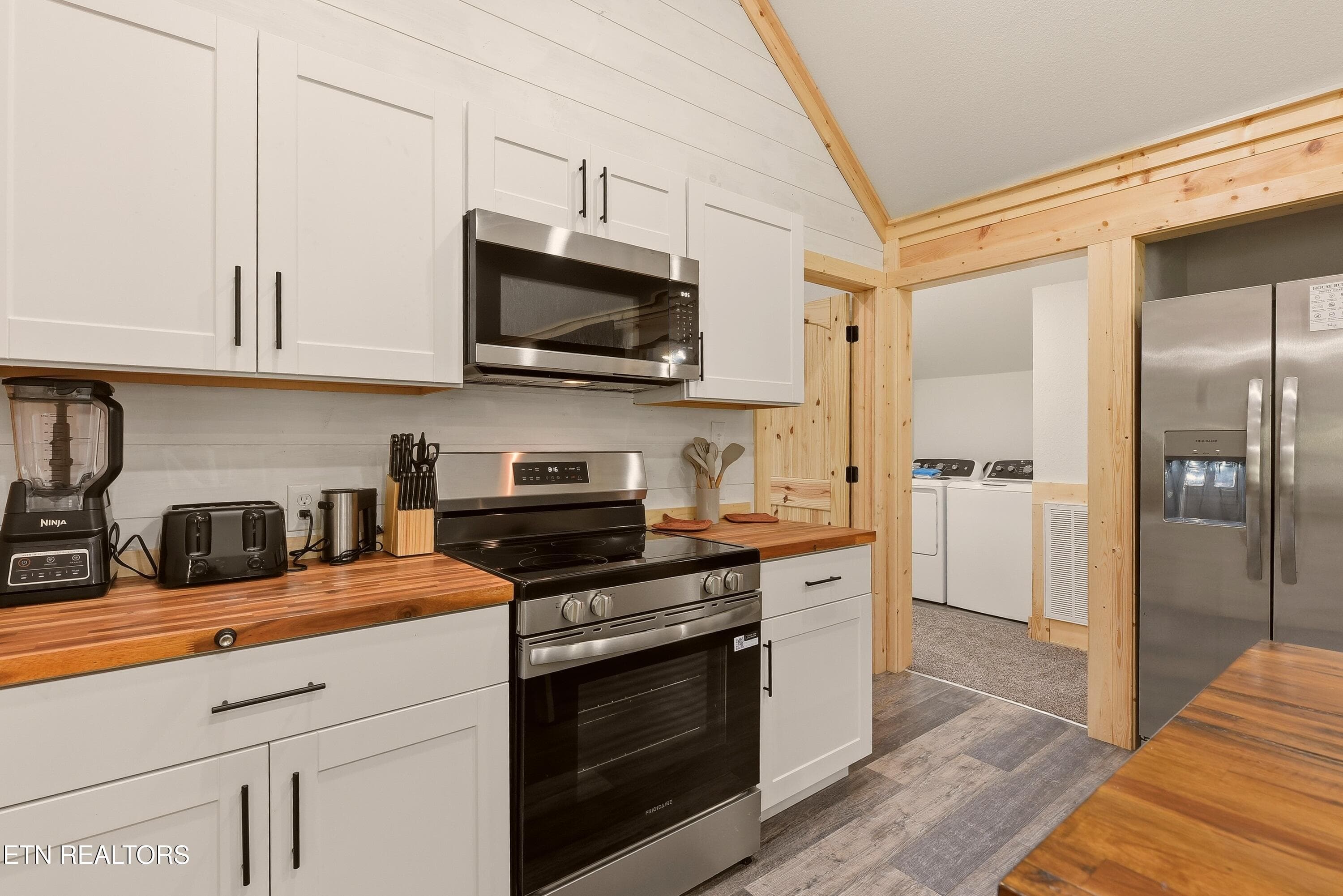 1000020919 - 215 Longfield Rd, Rocky Top, TN 37769