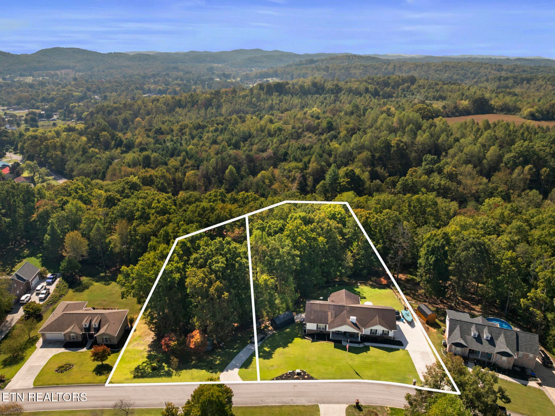 DJI_20261014114023_0933_D - 186 Cabot Lane, Rockwood, TN 37854