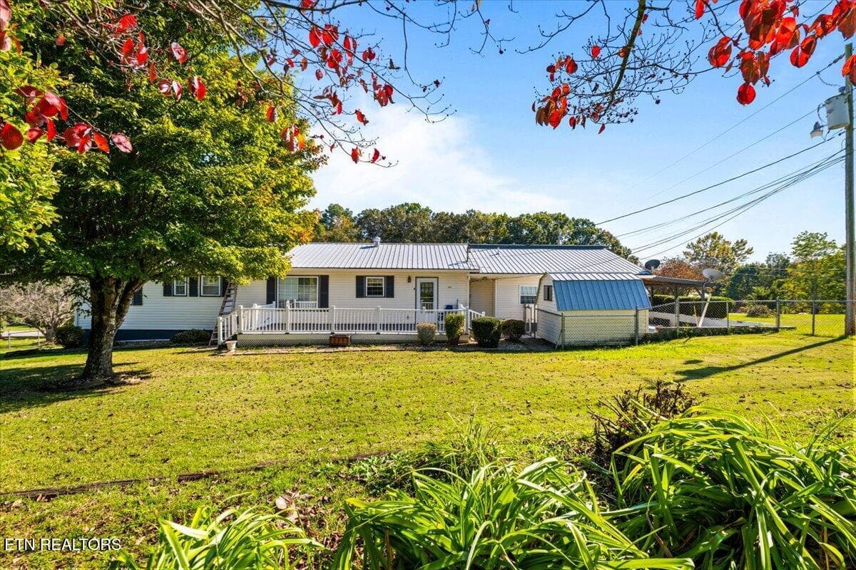 09-318 Springfield Dr - 318 Springfield Drive, LaFollette, TN 37766