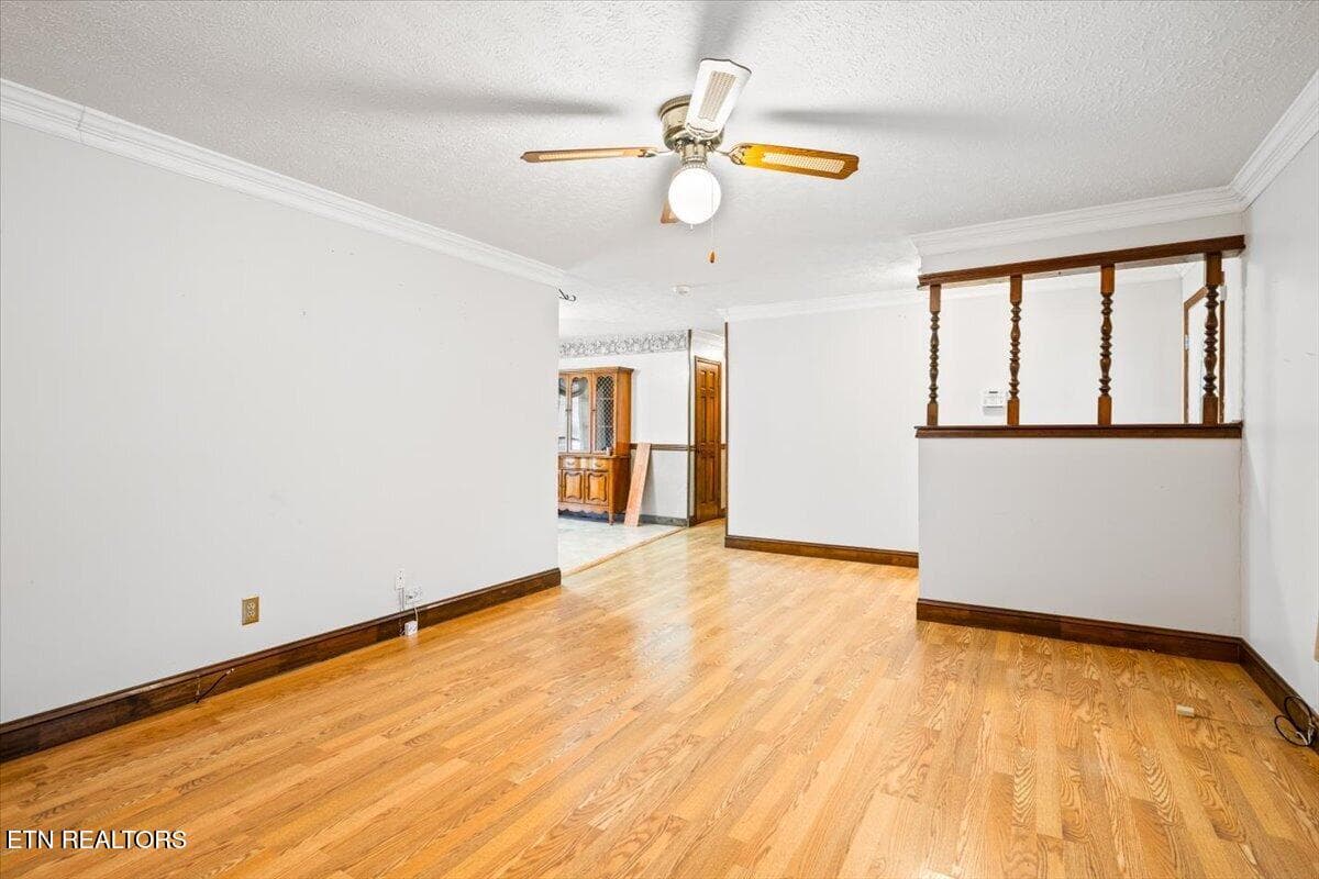 19-318 Springfield Dr - 318 Springfield Drive, LaFollette, TN 37766