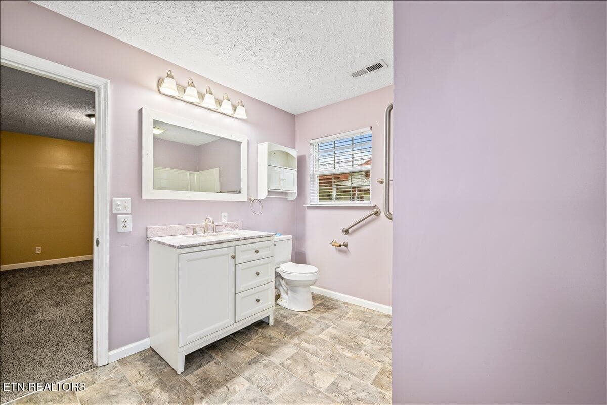 48-318 Springfield Dr - 318 Springfield Drive, LaFollette, TN 37766