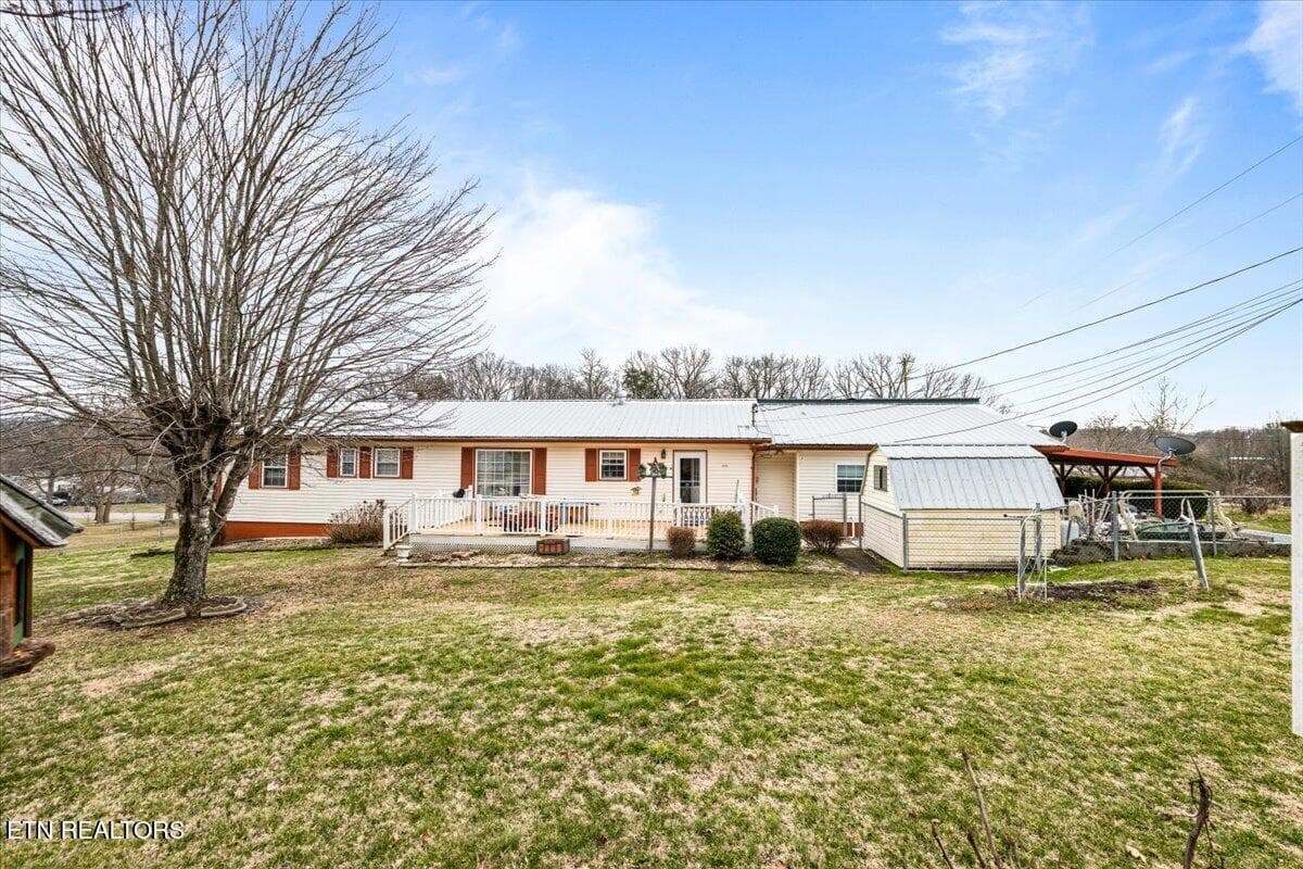 61-318 Springfield Dr - 318 Springfield Drive, LaFollette, TN 37766