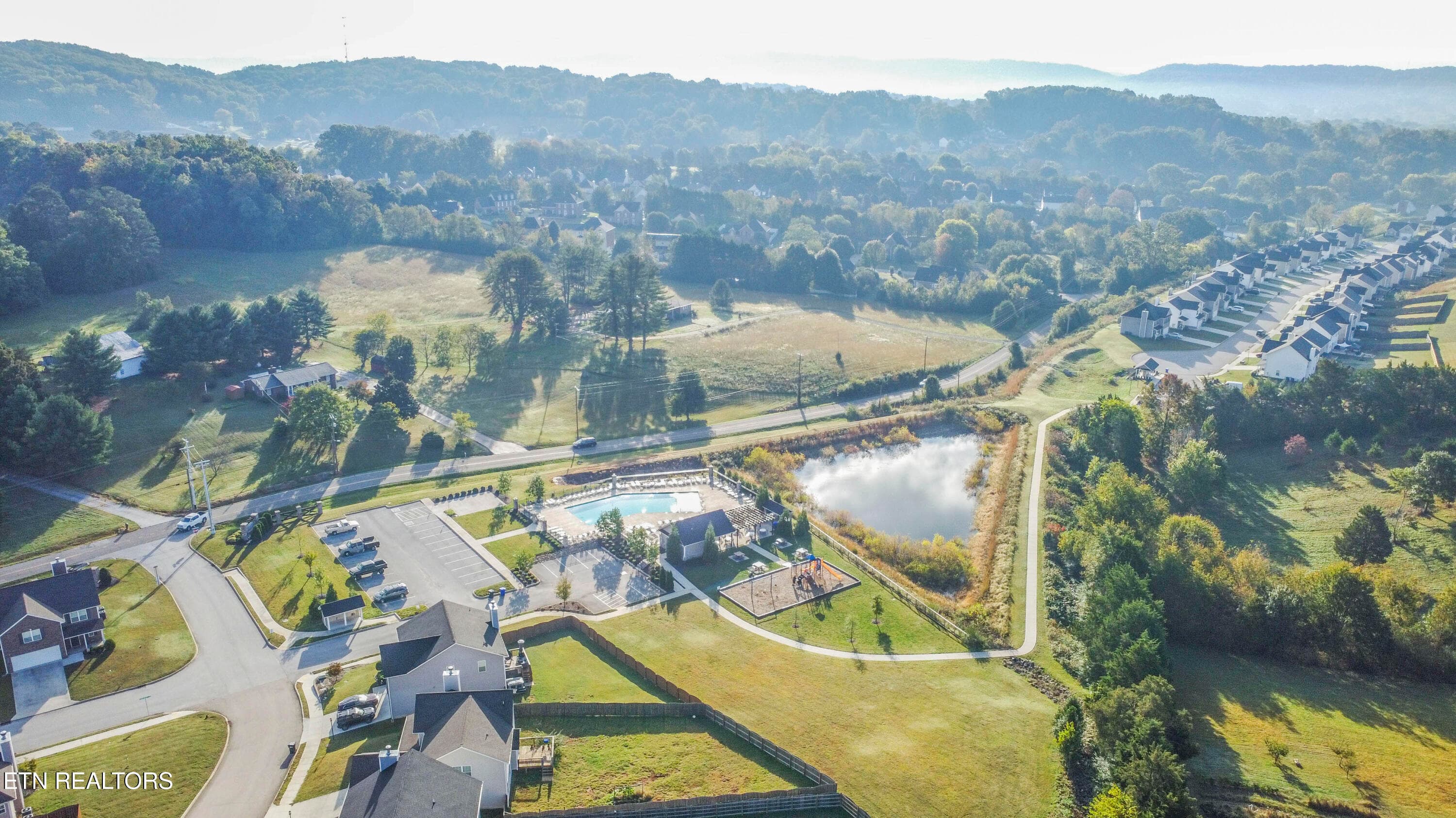 drone 2_1 - 1147 Sky Top Lane, Powell, TN 37849