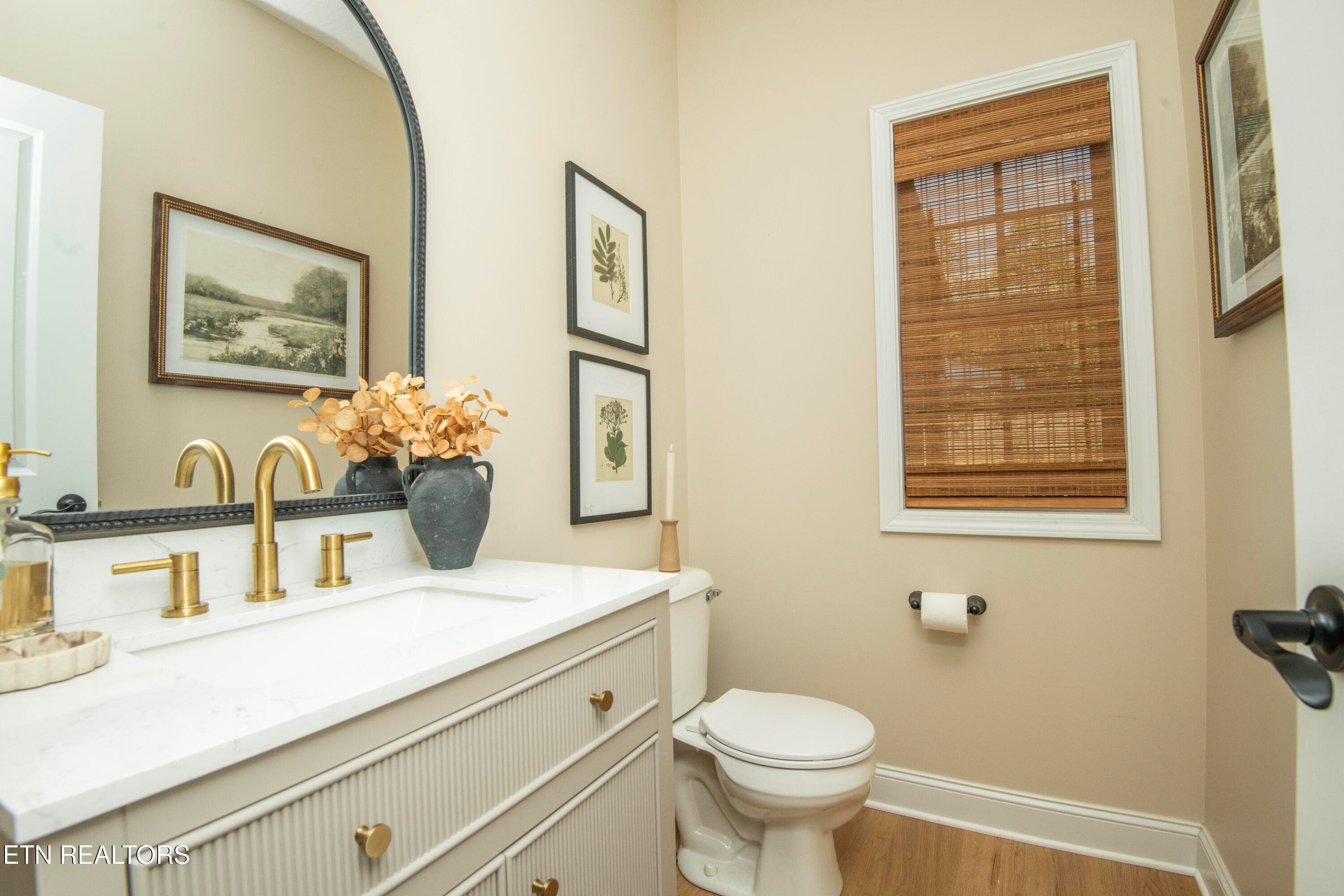 half bath - 1147 Sky Top Lane, Powell, TN 37849