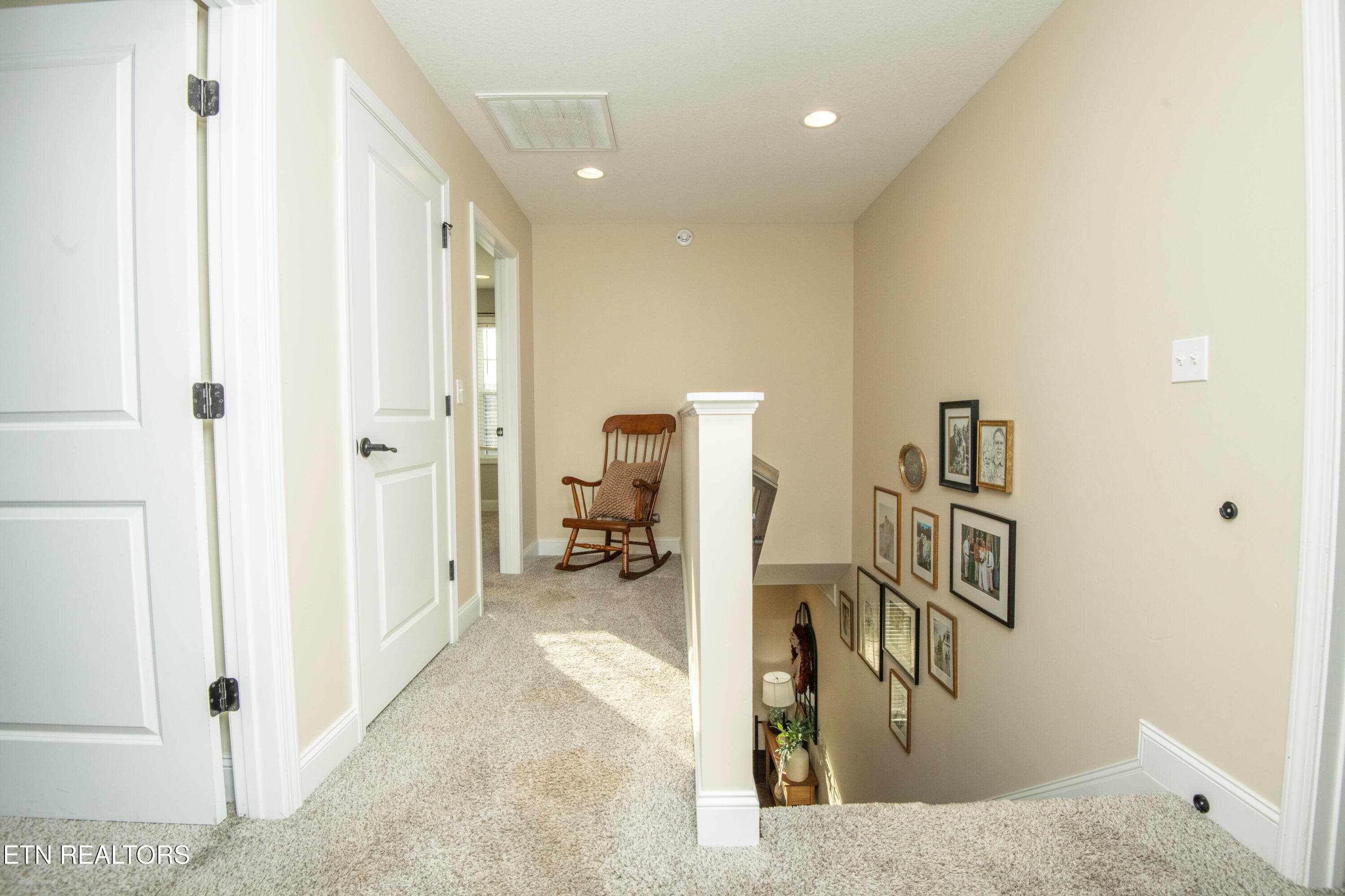 landing - 1147 Sky Top Lane, Powell, TN 37849