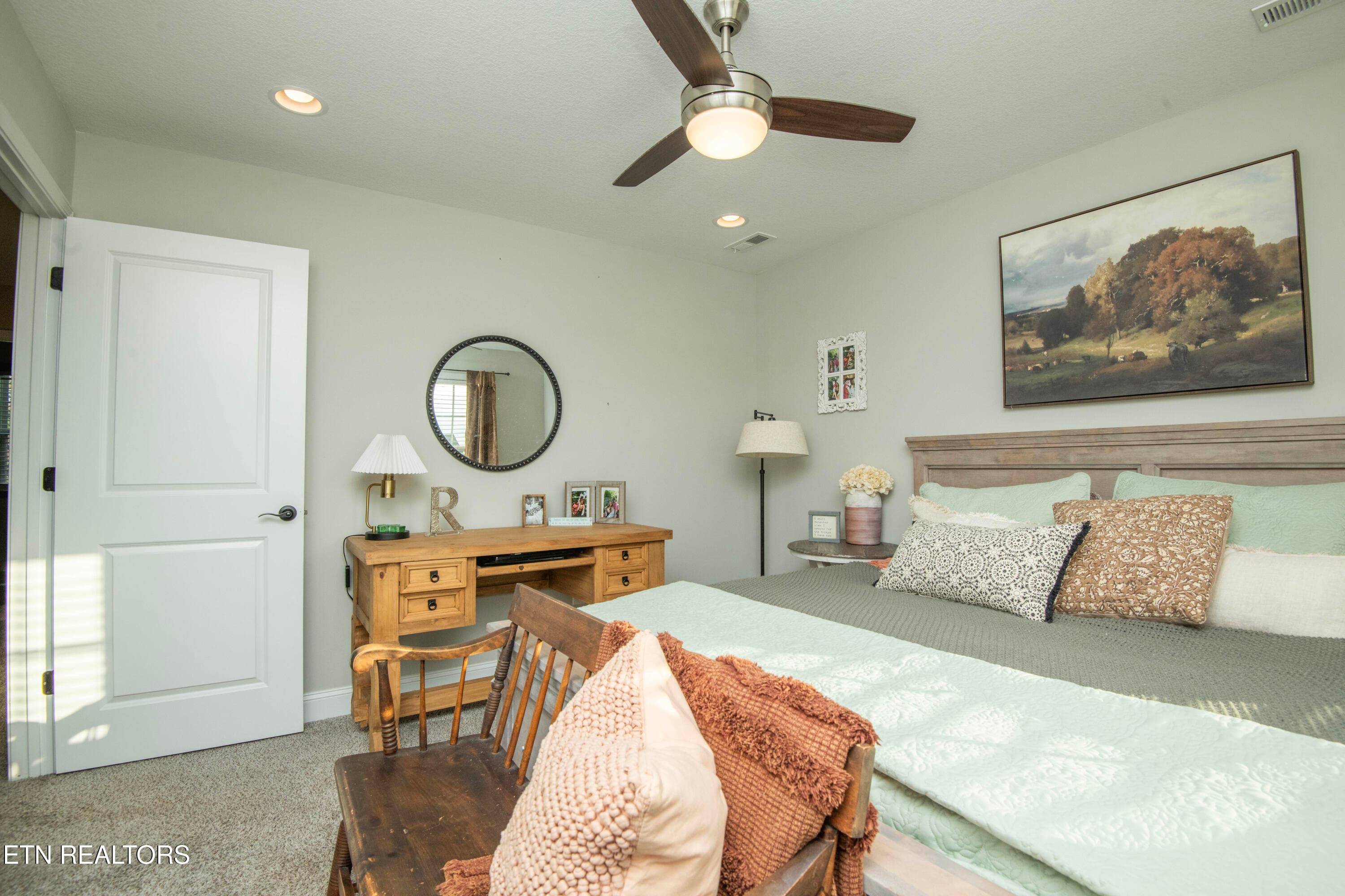 second bed - 1147 Sky Top Lane, Powell, TN 37849