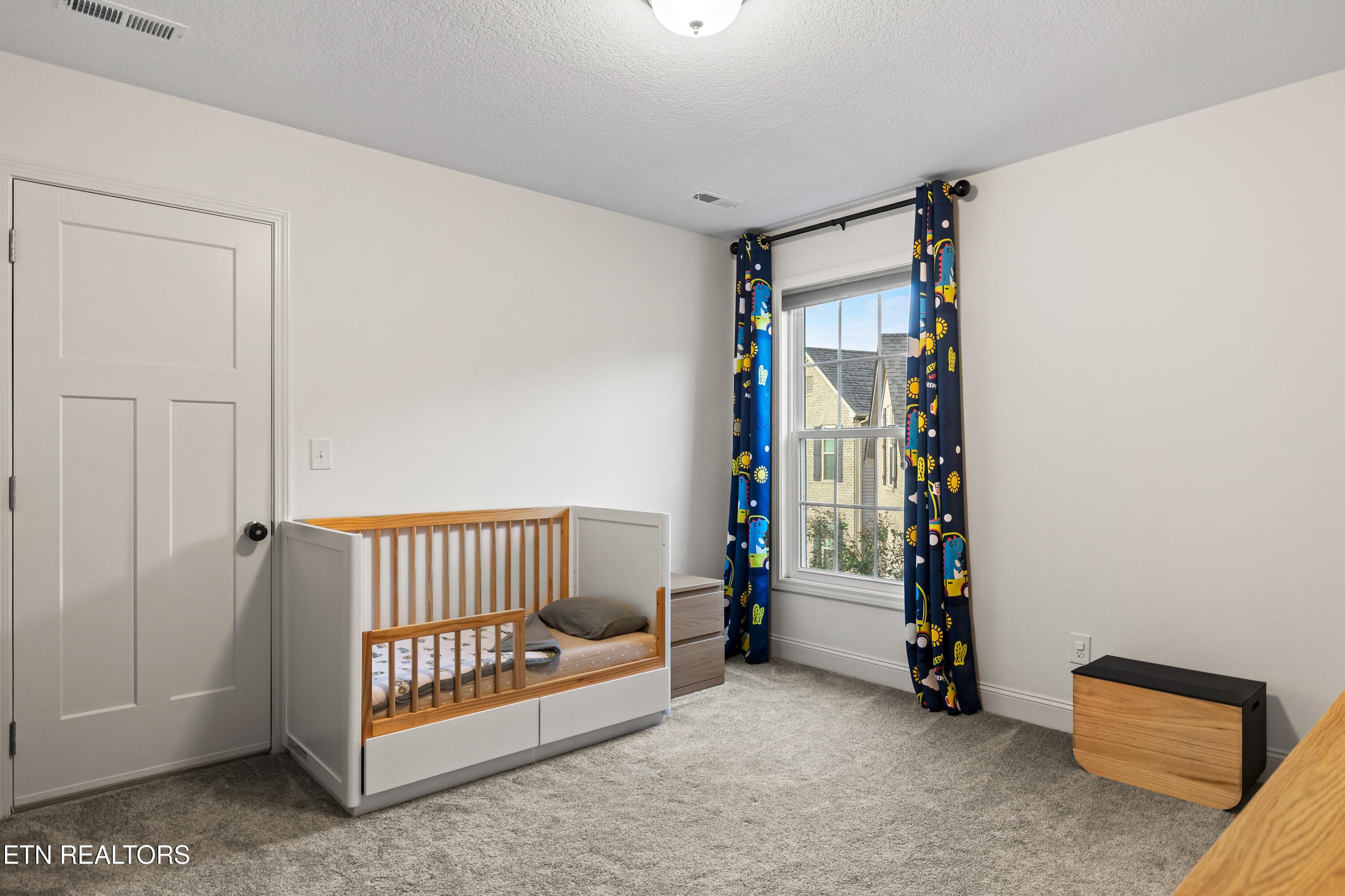 Secondary bedroom with access to storage - 8861 Yellow Aster Rd, Knoxville, TN 37931, Knoxville