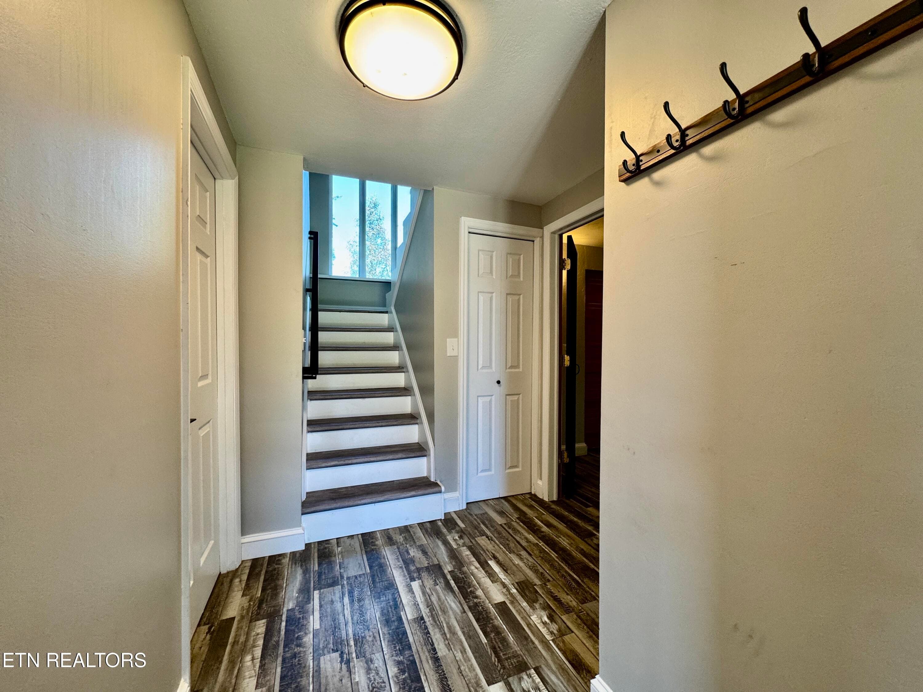 1-42 - 125 Orchard Crest Circle, Clinton, TN 37716