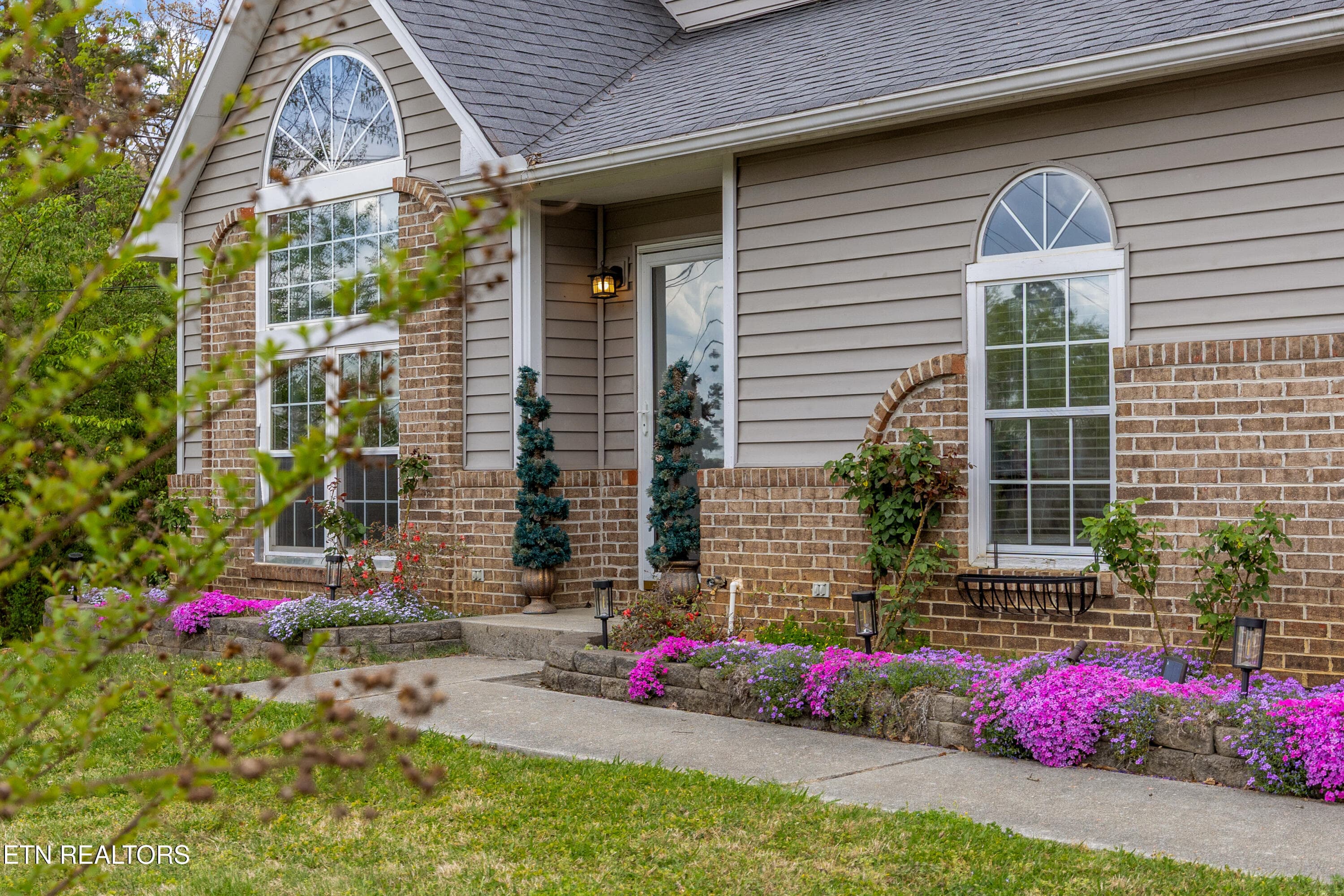 Spring view of front - 9800 Crestline Drive, Knoxville, TN 37922, Knoxville