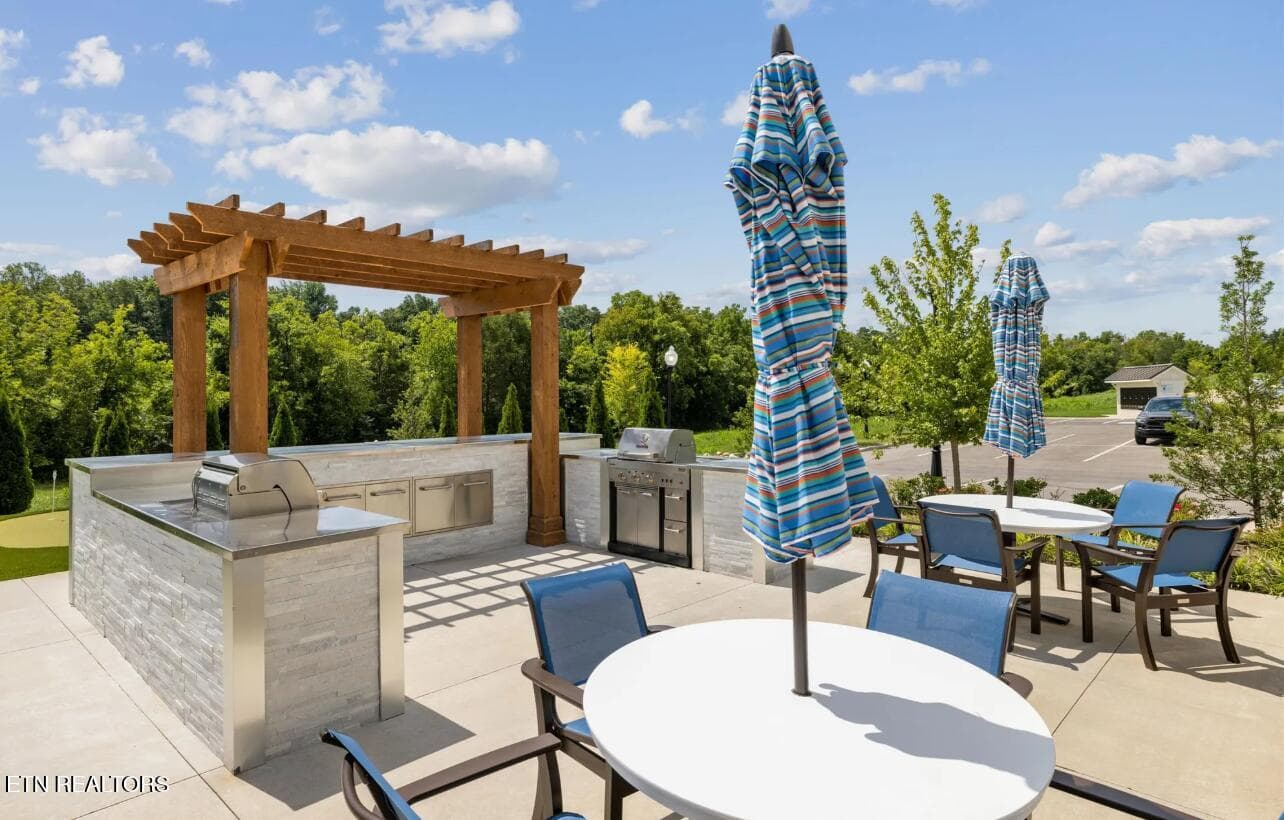 Community Picnic Area - 511 Ivey Willow Lane (Lot 91), Farragut, TN 37934