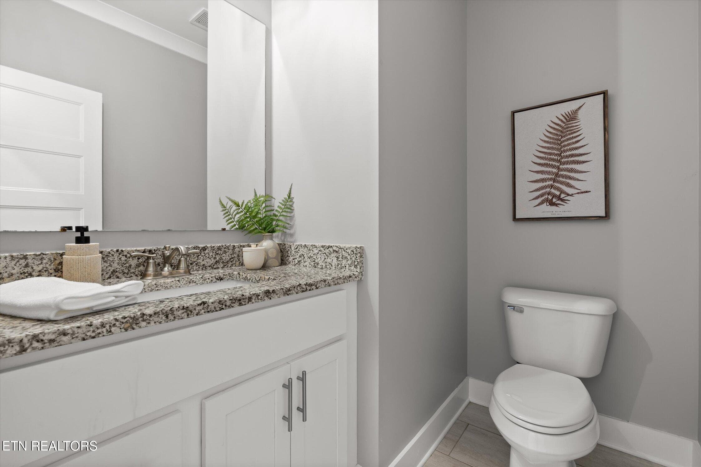 28-5058 Solar Lane NW-23 - 5058 NW Solar Lane, Cleveland, TN 37312