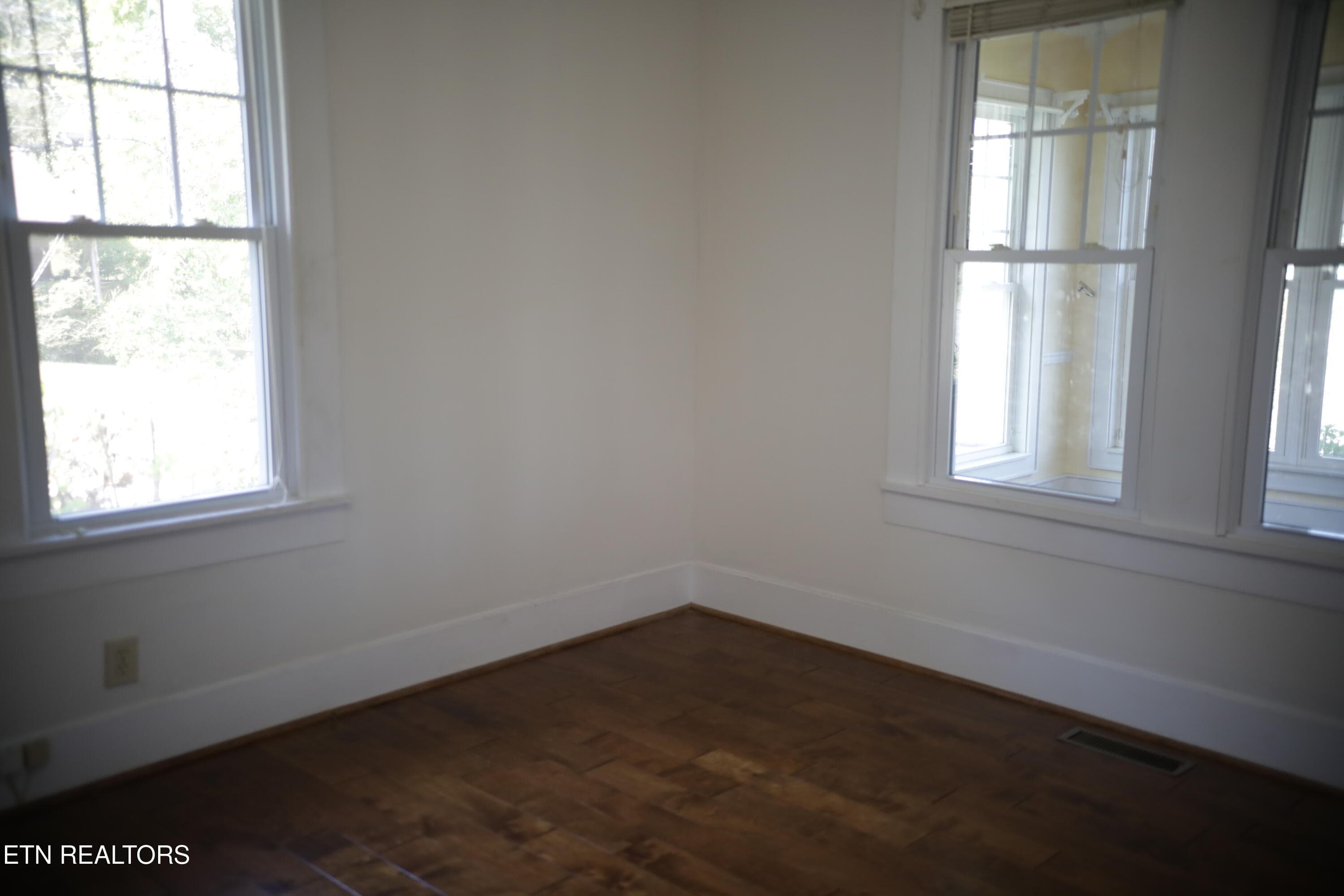 P09A4559 - 800 N Kingston Ave, Rockwood, TN 37854