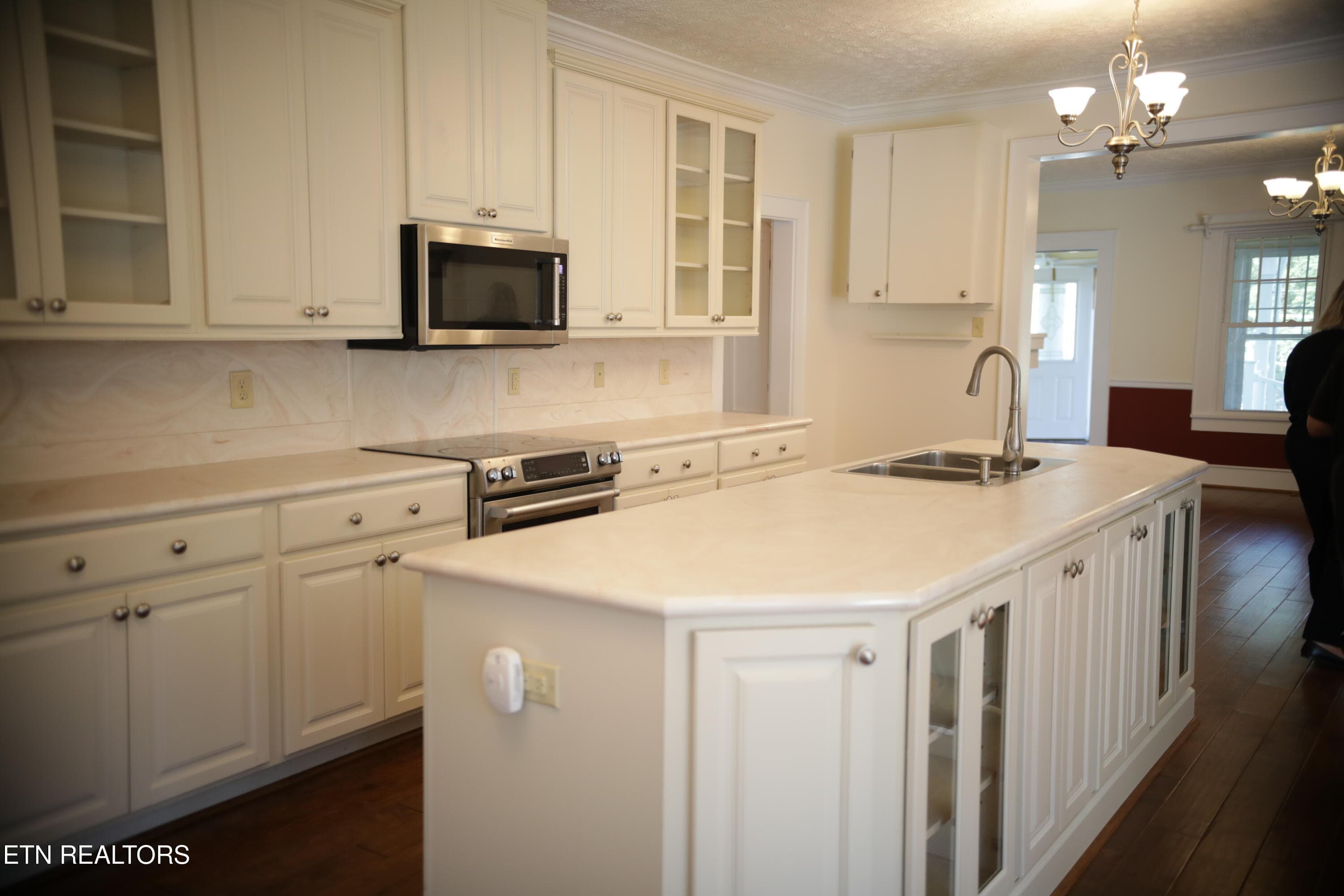 P09A4564 - 800 N Kingston Ave, Rockwood, TN 37854