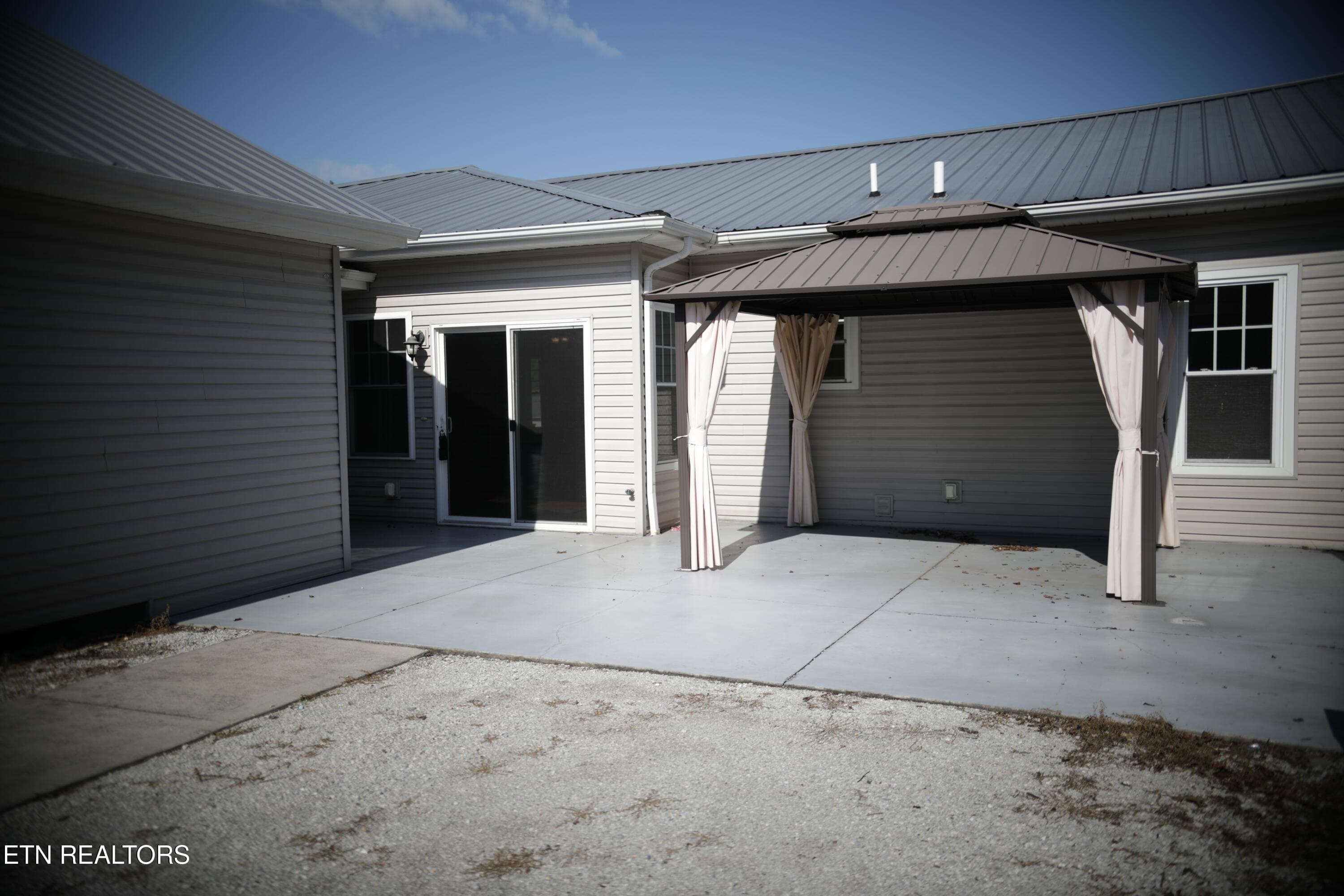 P09A4584 - 800 N Kingston Ave, Rockwood, TN 37854