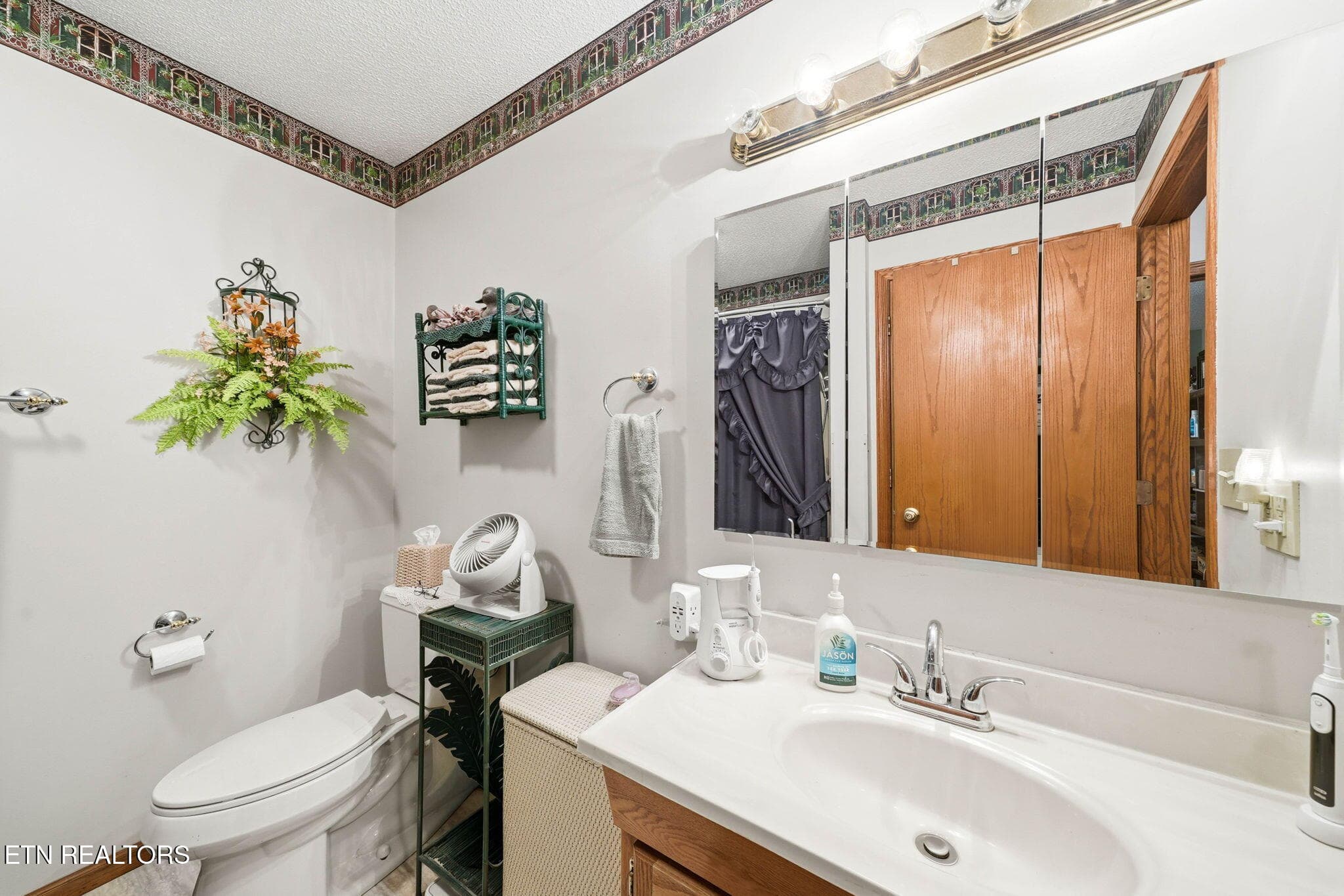 14-web-or-mls-1435 Sparks Ln-21 - 1435 Sparks Lane, Sevierville, TN 37876, Sevierville
