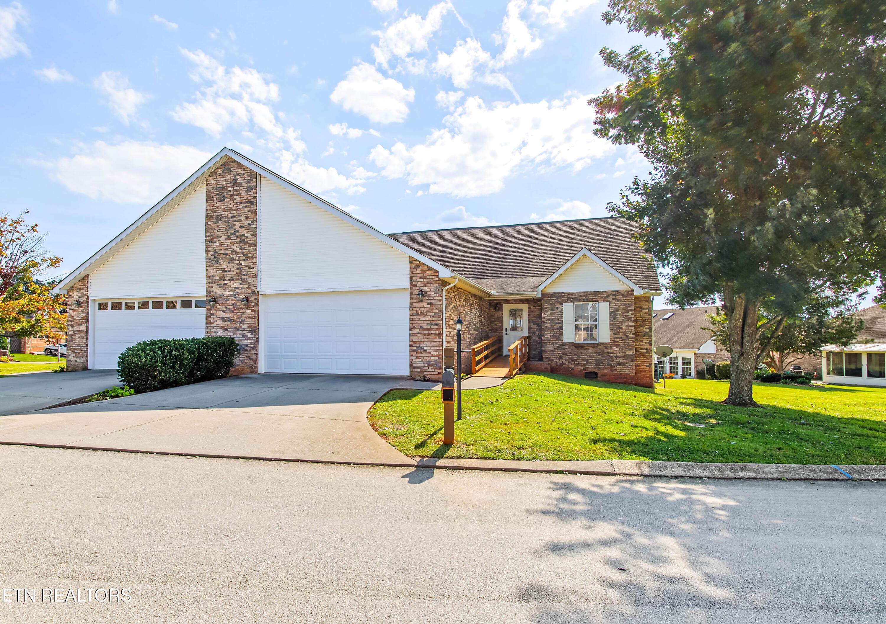 124/128 Medinah Circle, Maryville, TN 37801