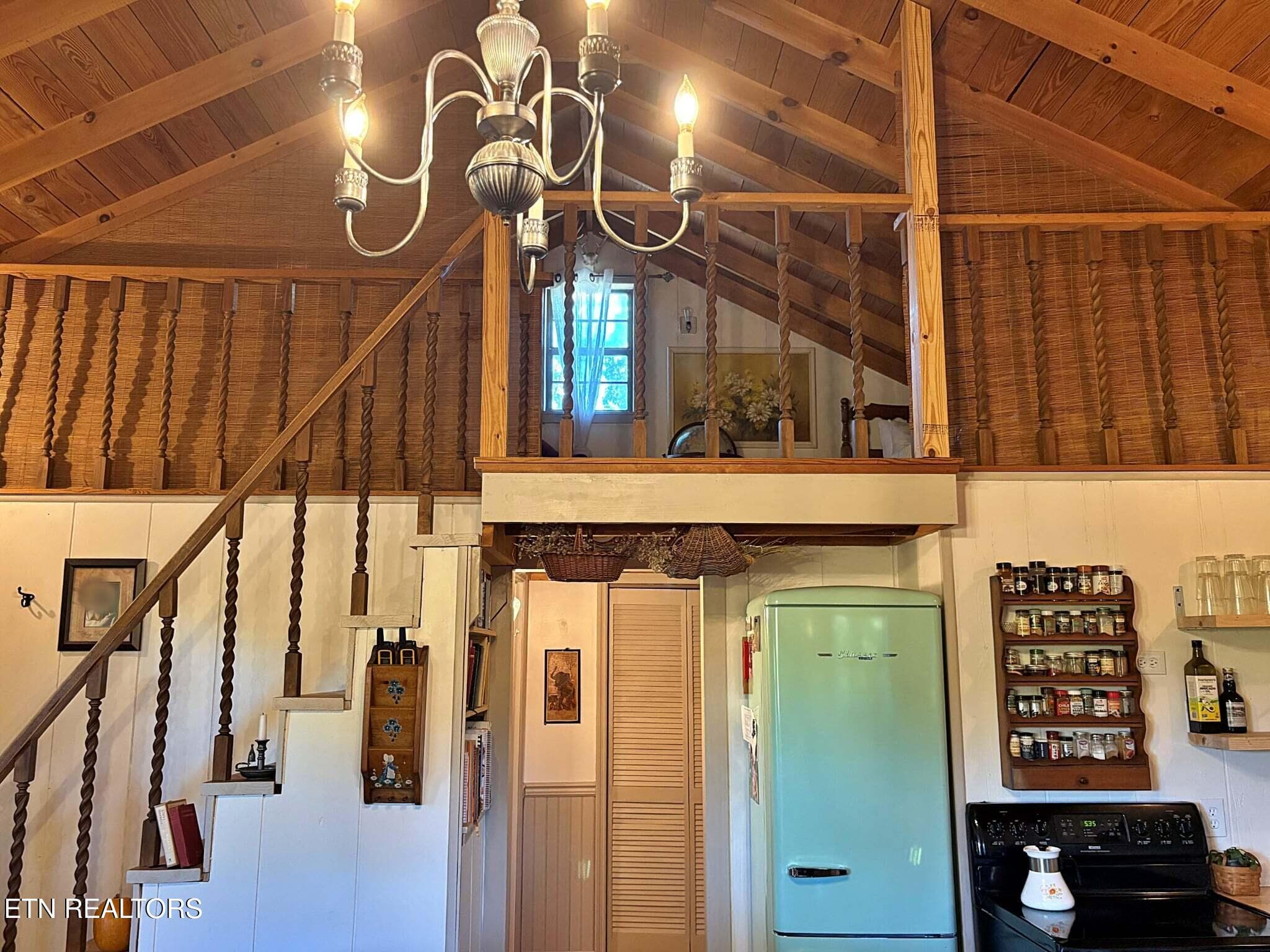 Mullet 7 - 726 Essary Rd, Tazewell, TN 37879