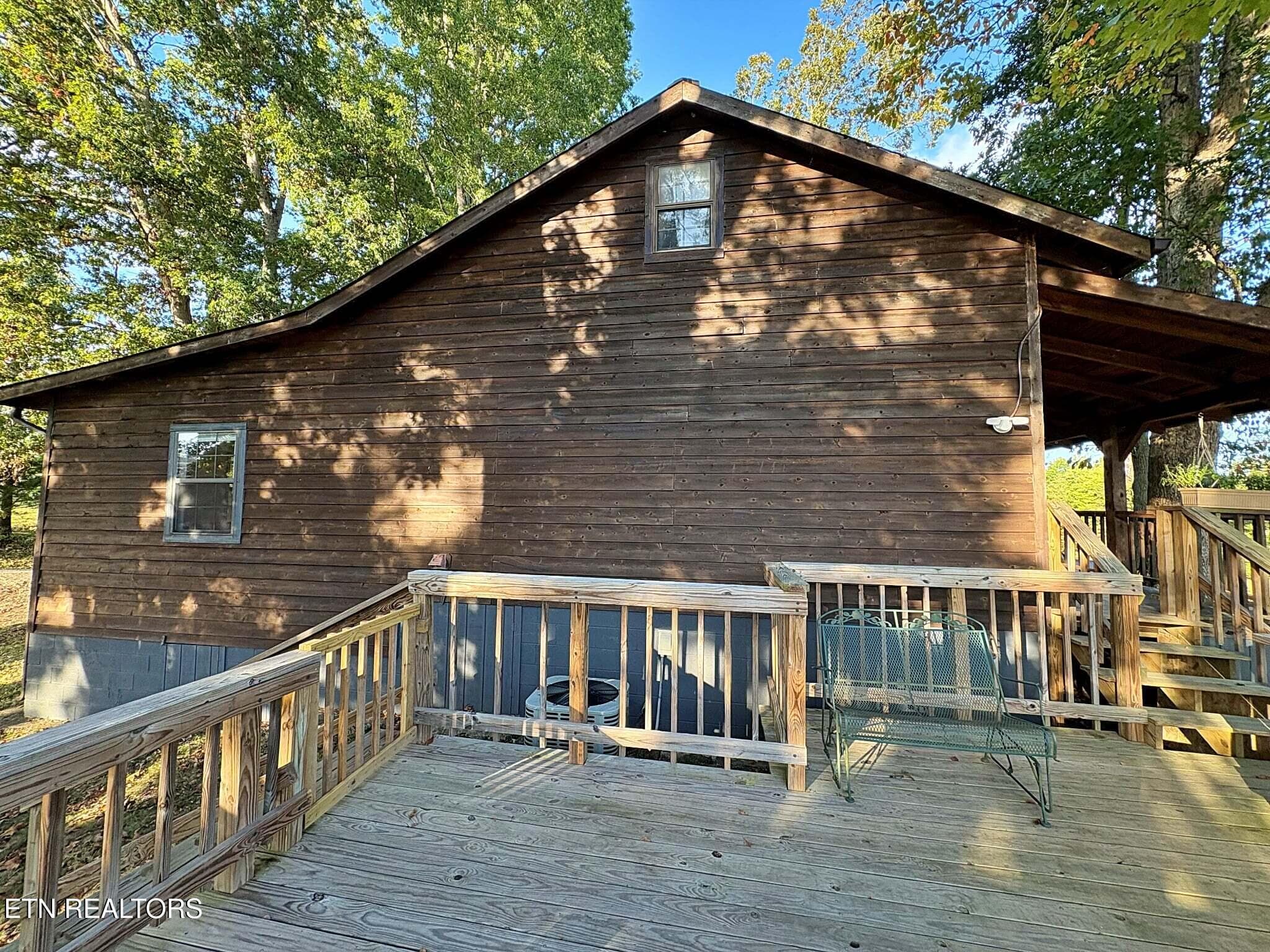 Mullet 42 - 726 Essary Rd, Tazewell, TN 37879