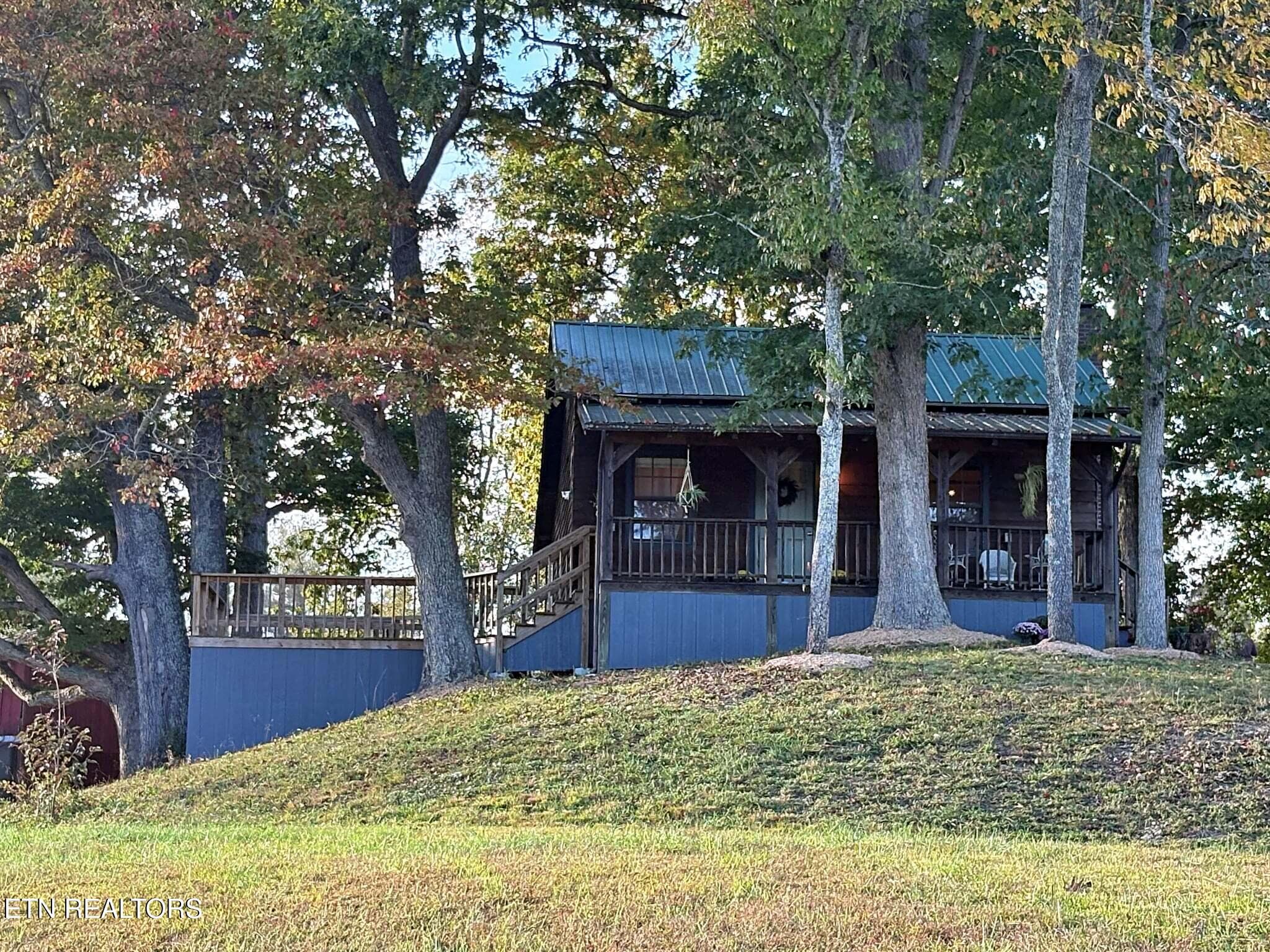 726 Essary Rd, Tazewell, TN 37879