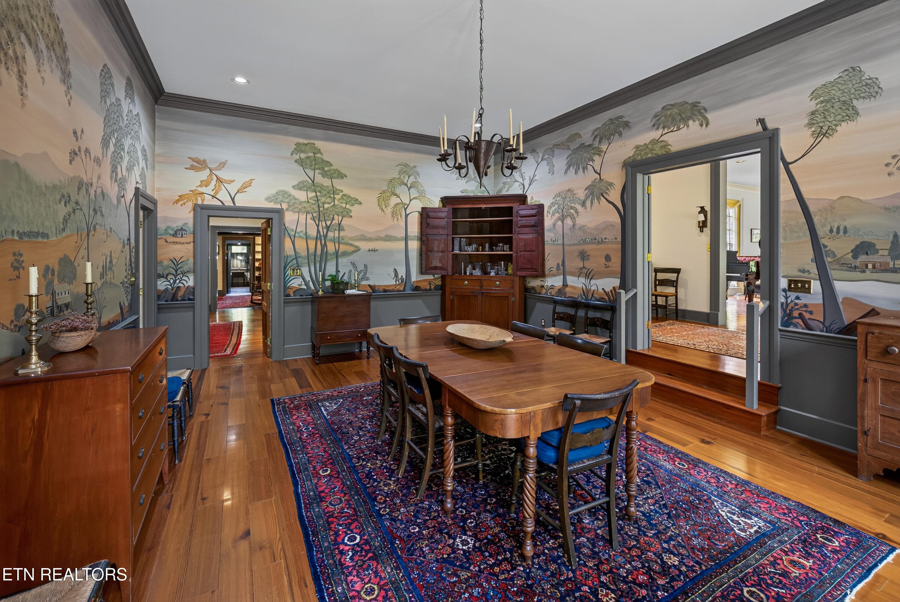 Beautiful Custom Mural - 3790 Hollybrook Rd, Rockford, TN 37853