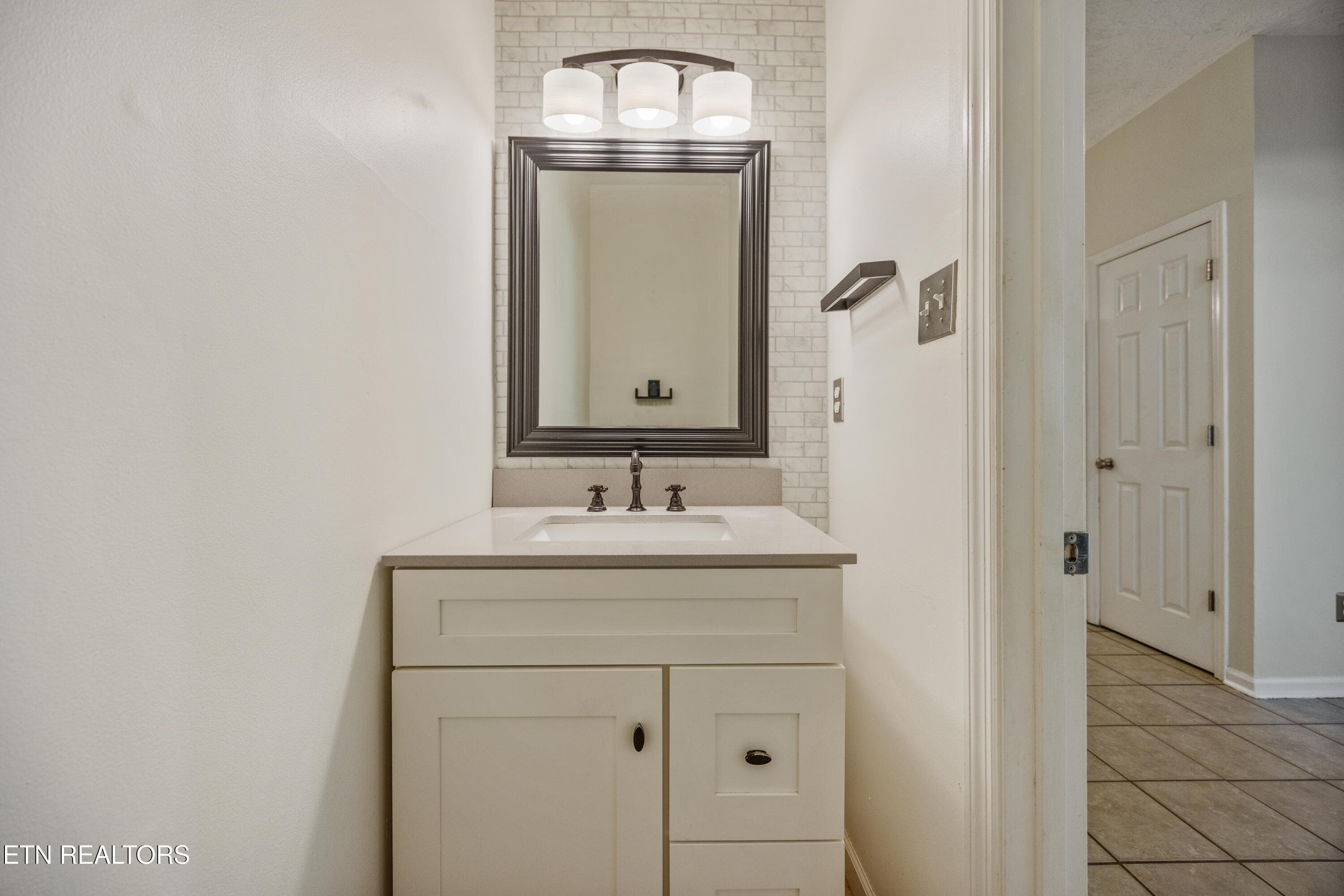 29-9800 Crestline Dr 34 - 9800 Crestline Drive, Knoxville, TN 37922, Knoxville