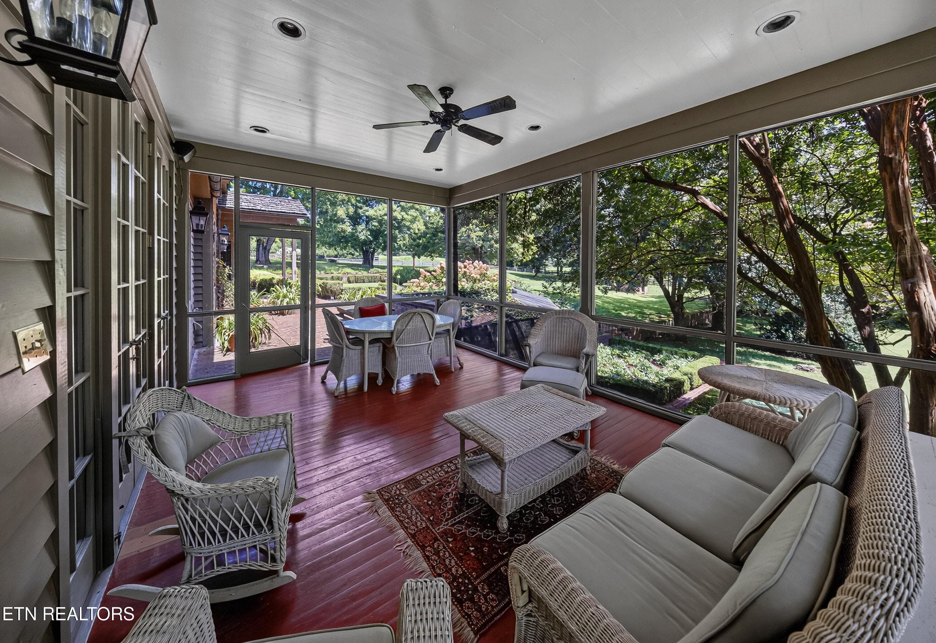 Charming Screened-In Porch - 3790 Hollybrook Rd, Rockford, TN 37853