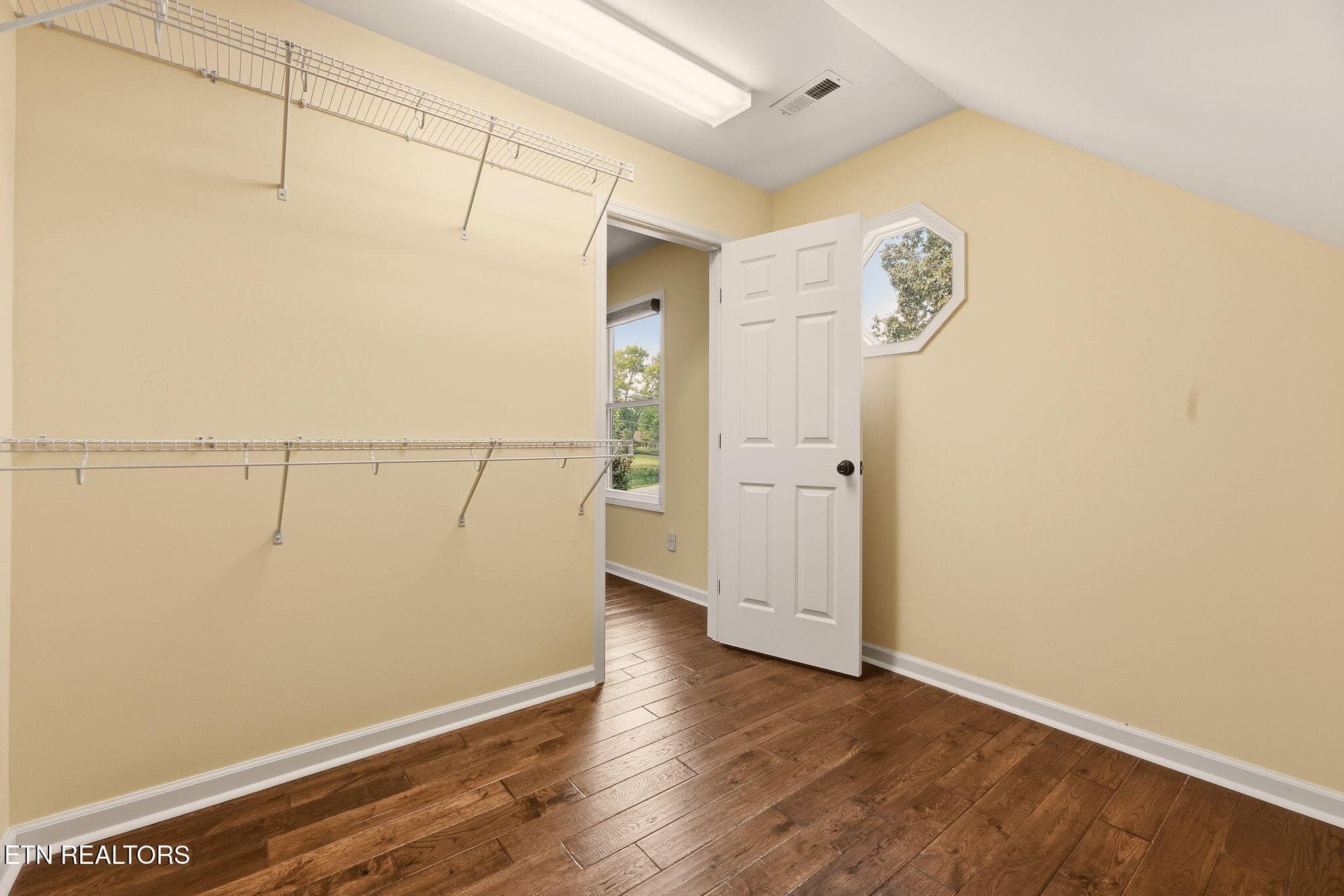 Upstairs bed closet - 7765 Beals Chapel Rd, Lenoir City, TN 37772