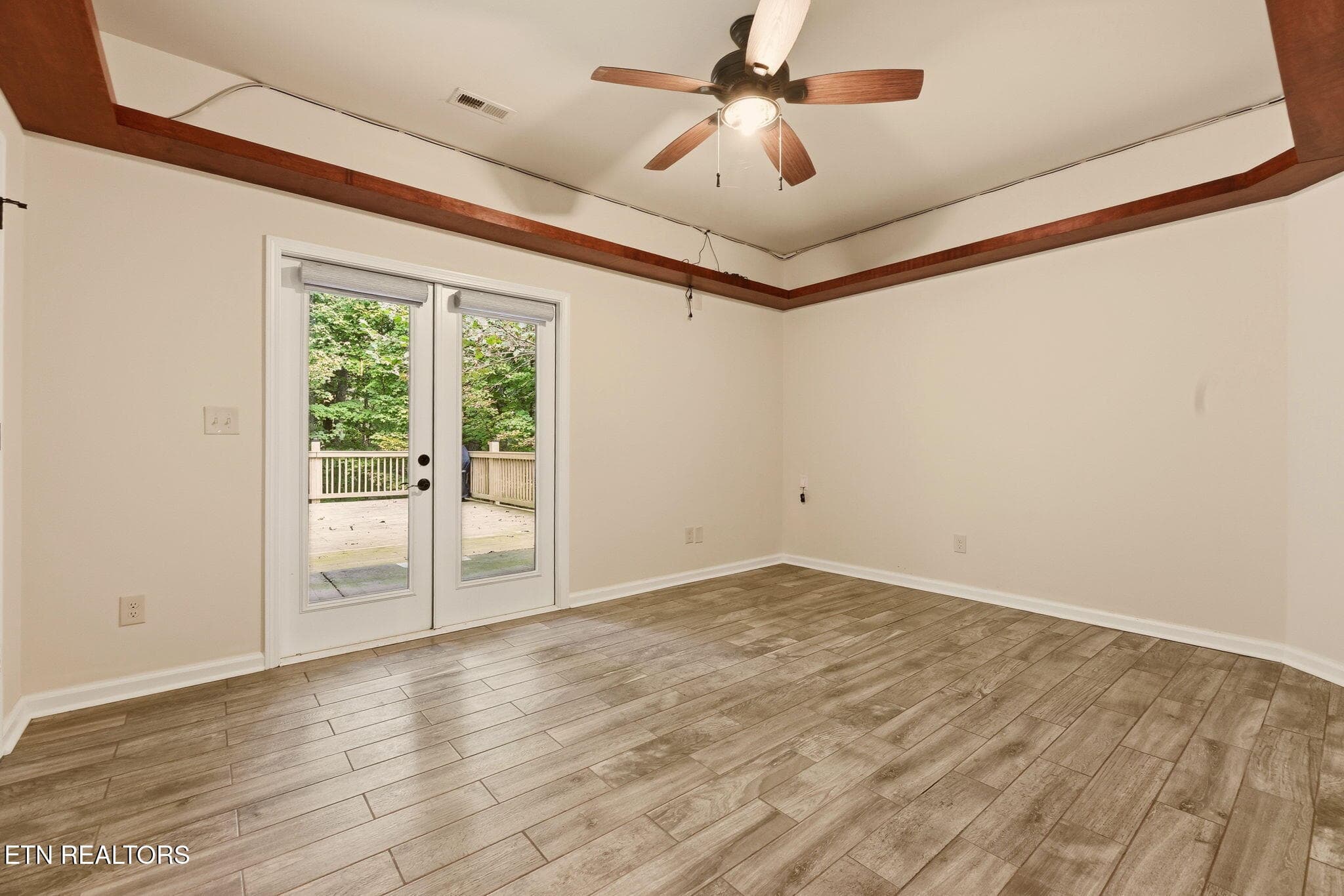 Basement bedroom/MIL suite - 7765 Beals Chapel Rd, Lenoir City, TN 37772