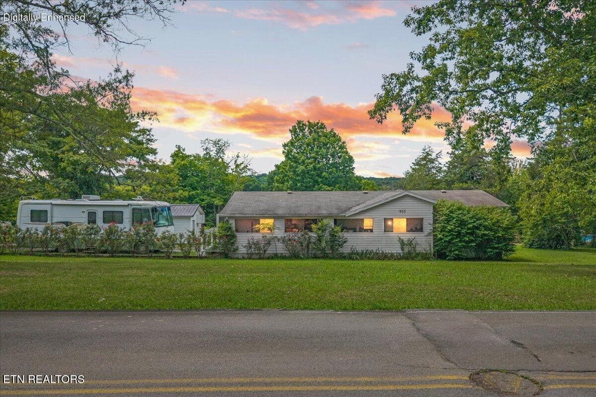 01-955 Main St-20 - 955 N Main St, Decatur, TN 37322