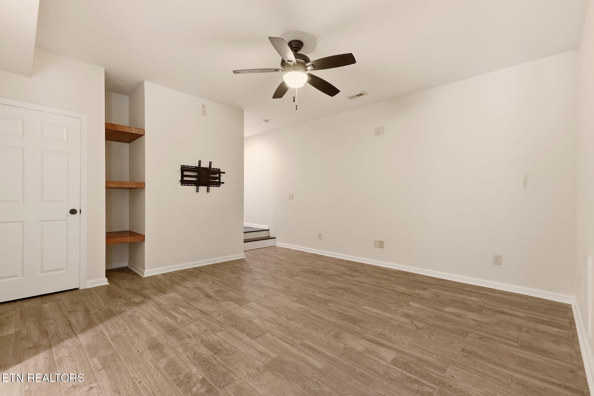 Basement/rec room/MIL Suite - 7765 Beals Chapel Rd, Lenoir City, TN 37772