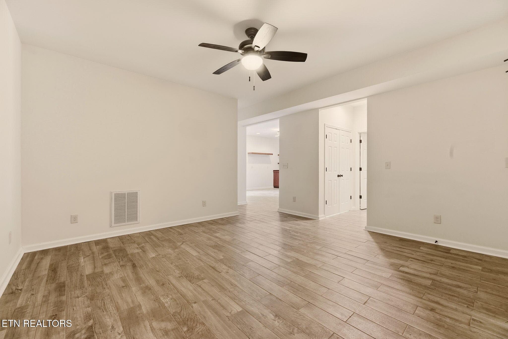 Basement/rec room/MIL suite - 7765 Beals Chapel Rd, Lenoir City, TN 37772
