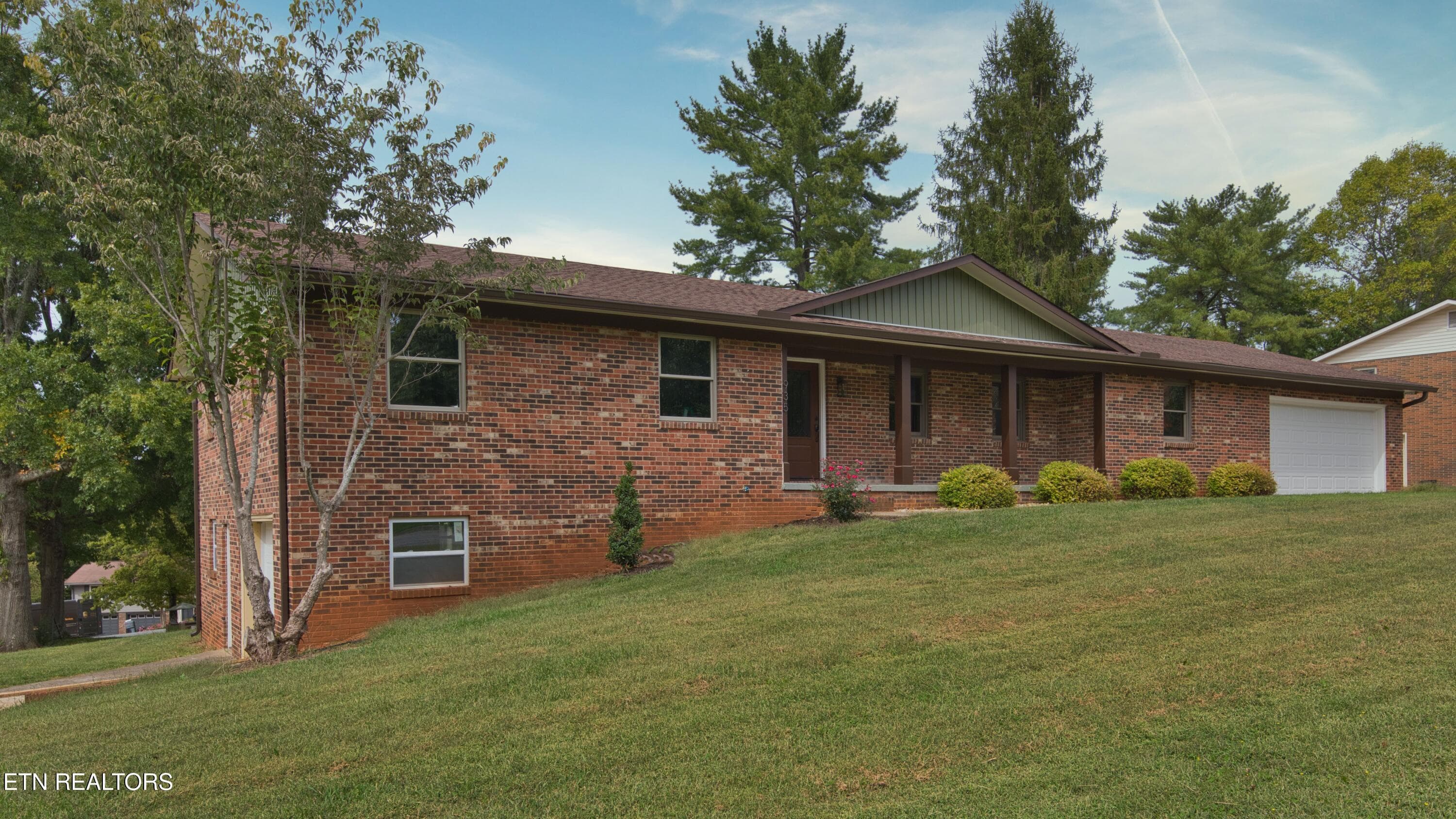 SL8_8770 - 935 Devon Circle, Maryville, TN 37804