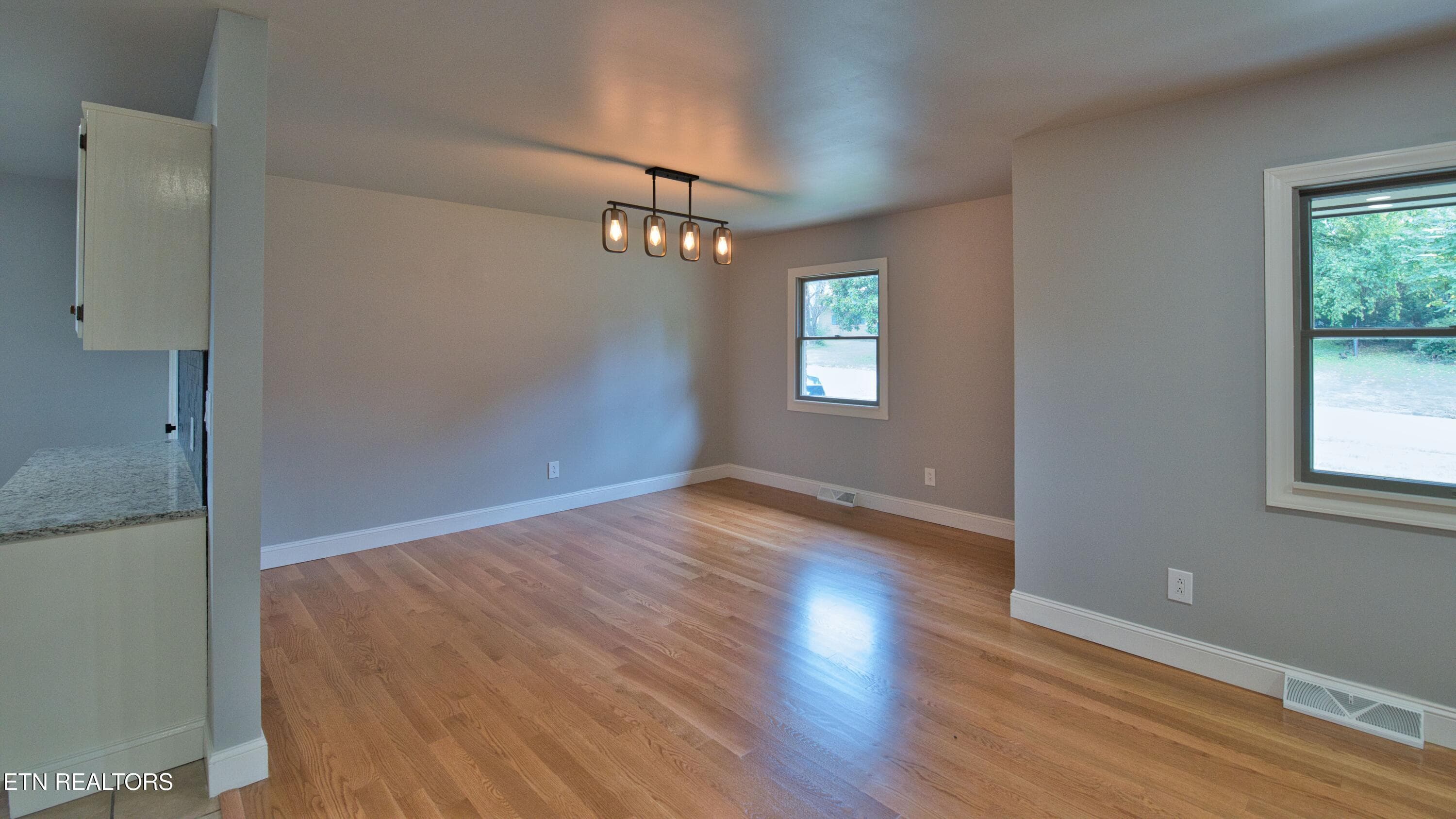 SL8_8814 - 935 Devon Circle, Maryville, TN 37804