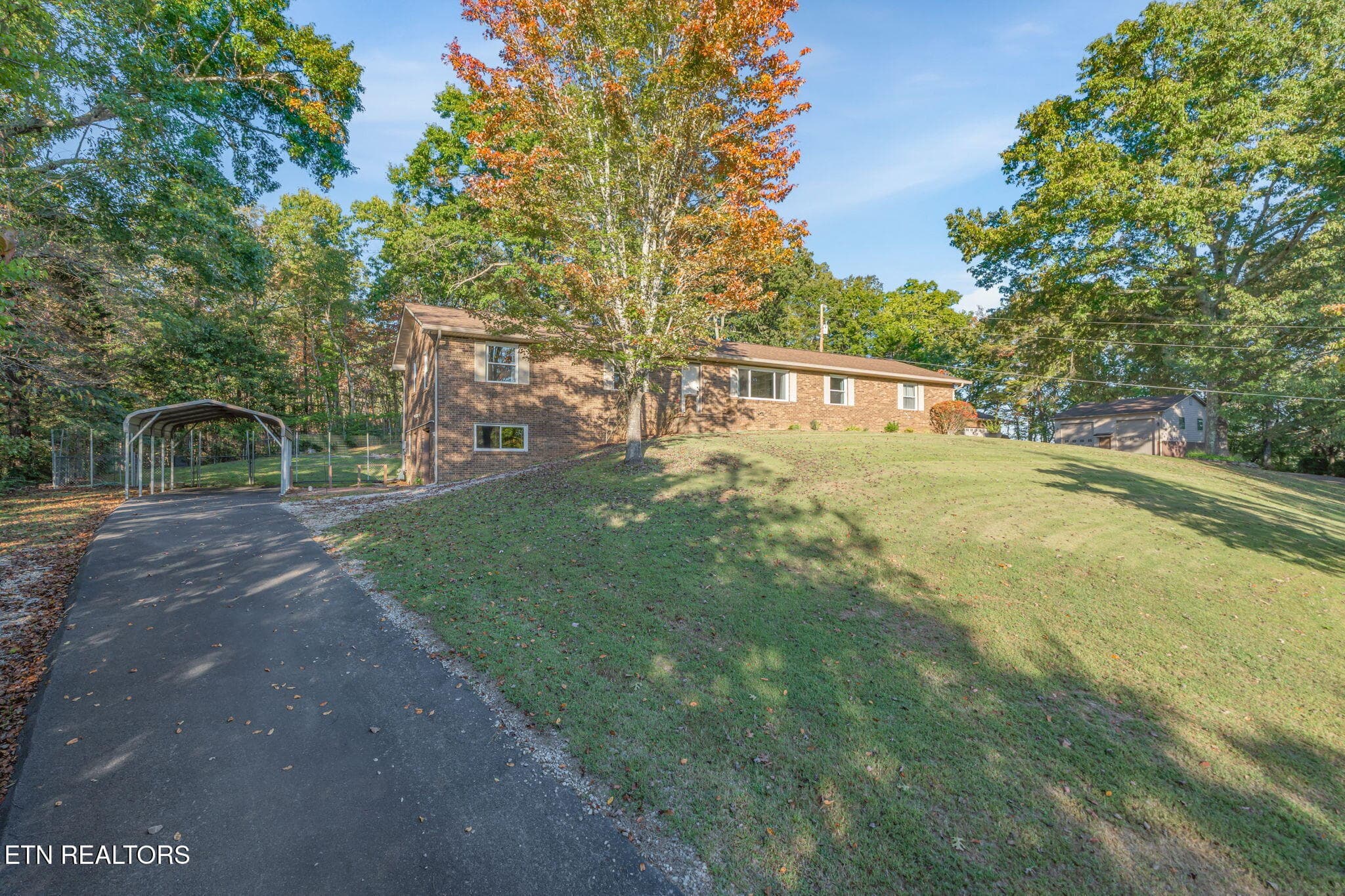 6-web-or-mls-235 Lawnville Road-3 - 235 Lawnville Rd, Kingston, TN 37763