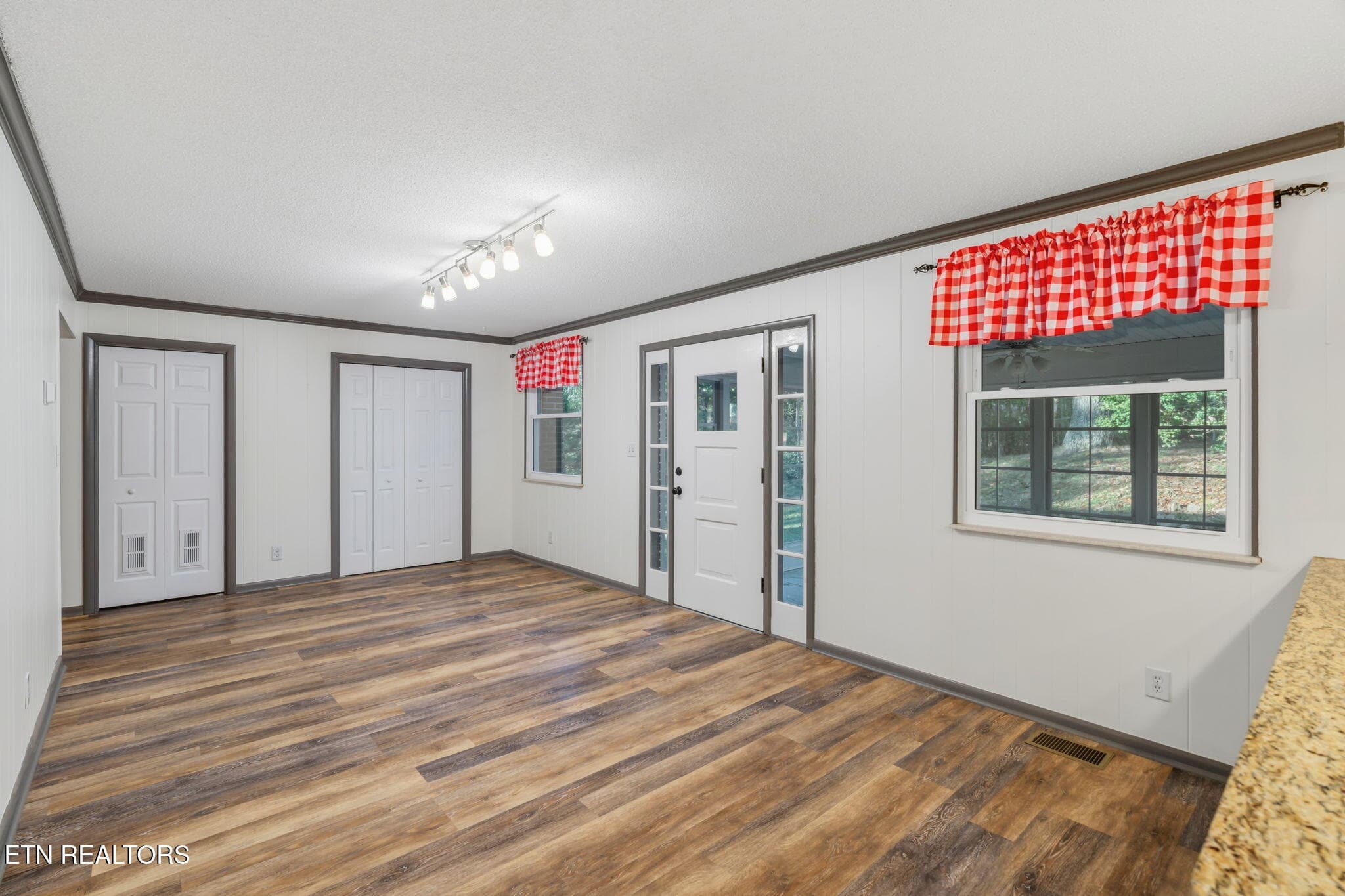16-web-or-mls-235 Lawnville Road-32 - 235 Lawnville Rd, Kingston, TN 37763