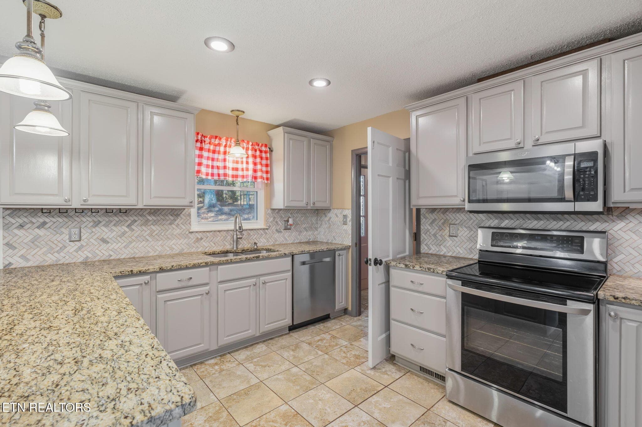 18-web-or-mls-235 Lawnville Road-34 - 235 Lawnville Rd, Kingston, TN 37763
