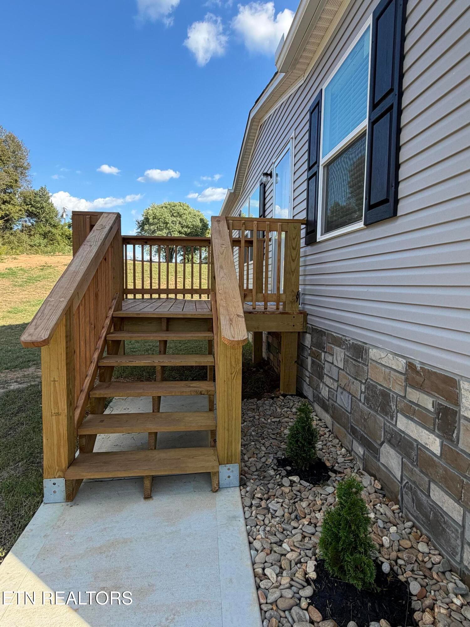 Front - 2112 Brights Pike, Morristown, TN 37814, Morristown