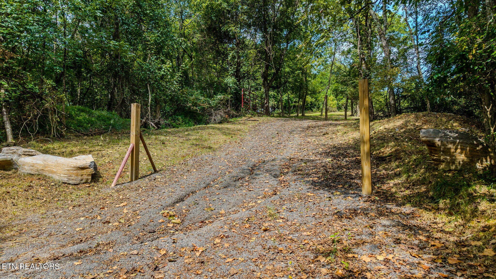 5-web-or-mls-3274-bent-rd - Bent Rd, Kodak, TN 37764